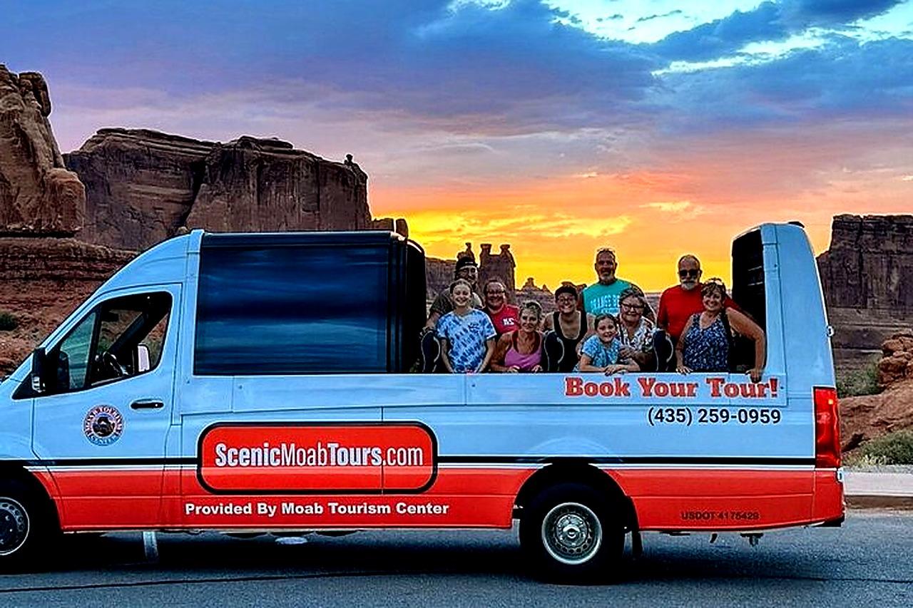 Arches National Park Panoramic Van Tour