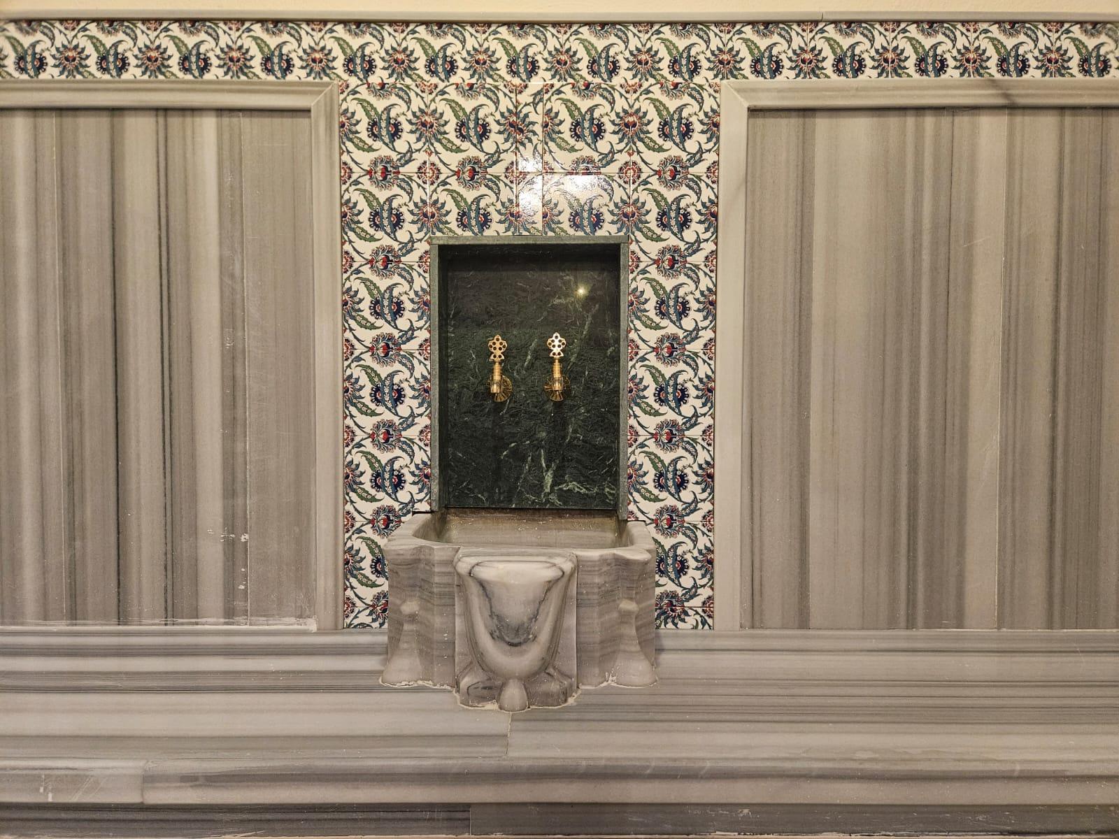 Historic Gedikpasa Hammam Experience with Privacy Options