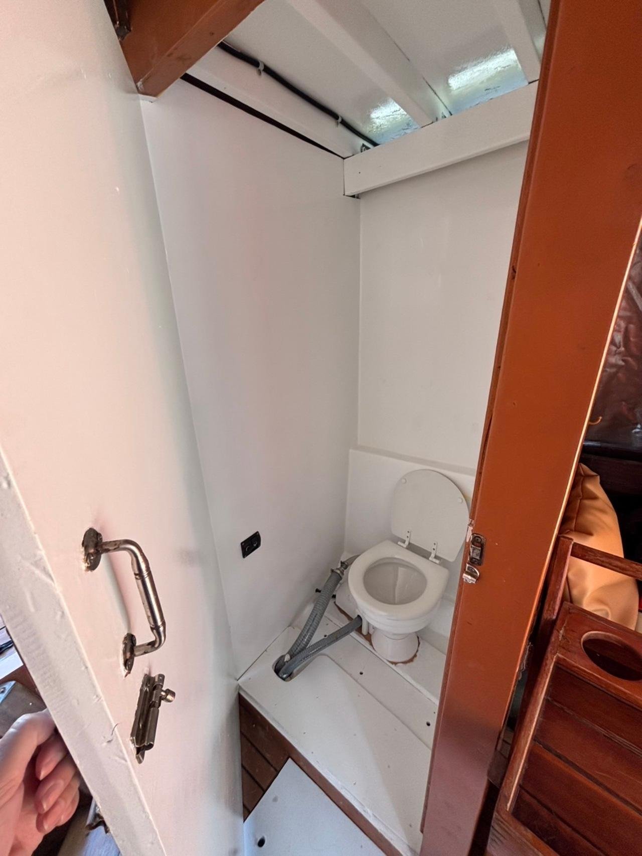 Private Luxury Longtail Boat Island Hopping in Phuket
