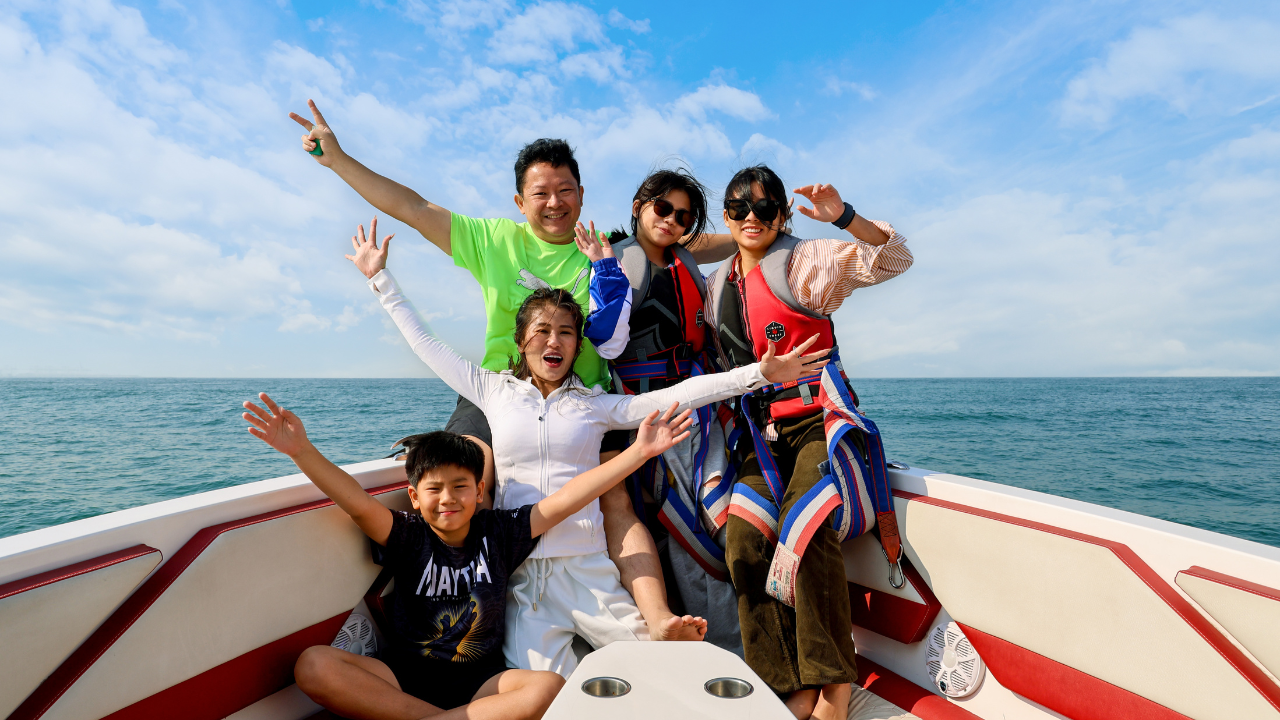 Dubai Parasailing: Soar Over Palm Jumeirah & JBR