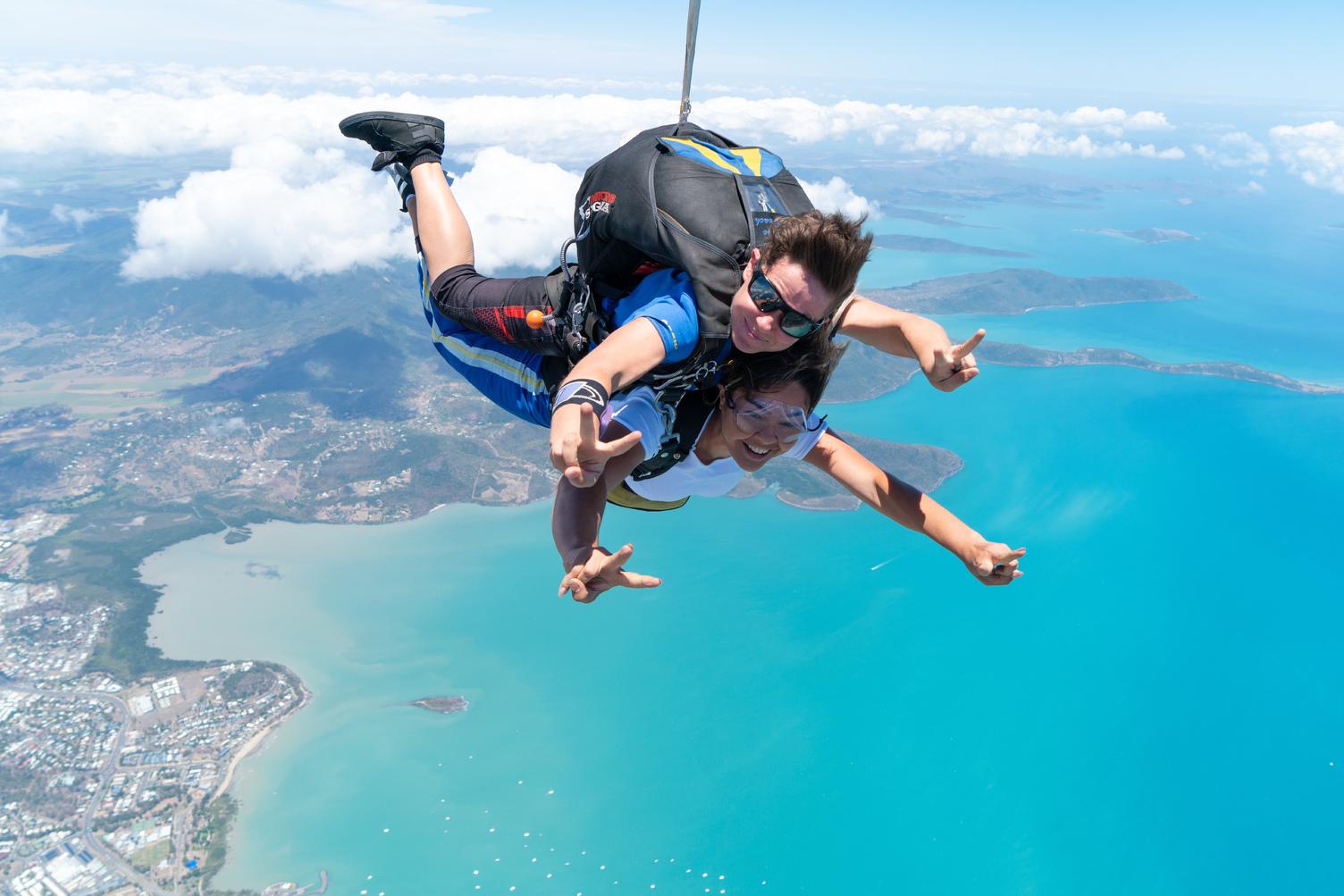 Tandem Skydive over the Whitsundays – Airlie Beach