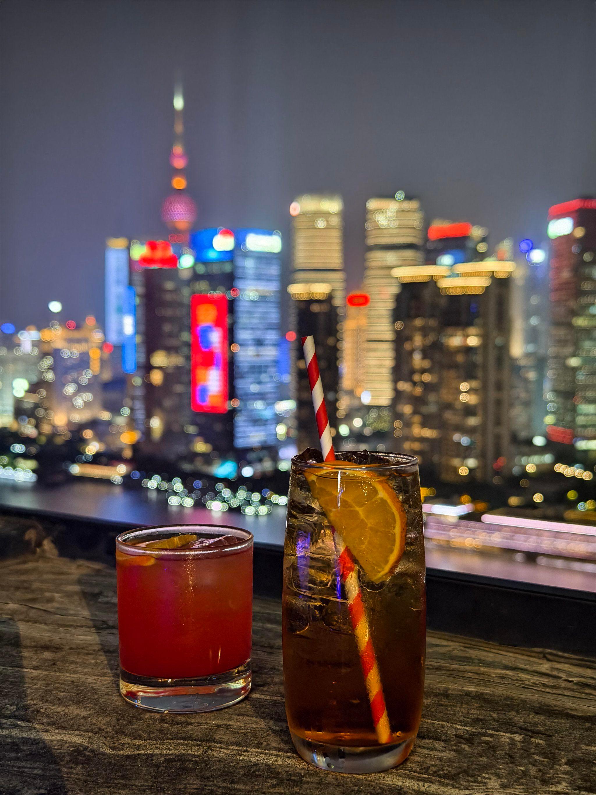 Private Shanghai Evening Experience: Historic Quarter, Dinner & Skyline Bar
