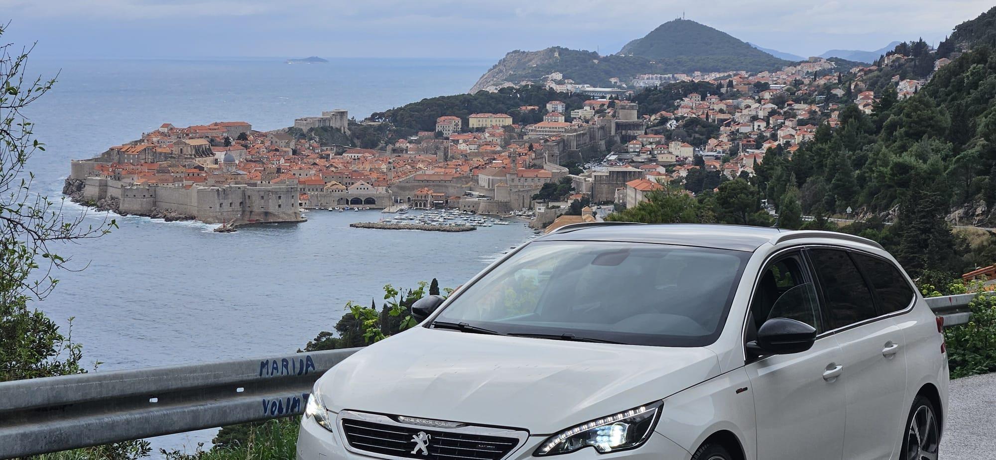 From Split: Private Dubrovnik Day Trip with Ston Stop
