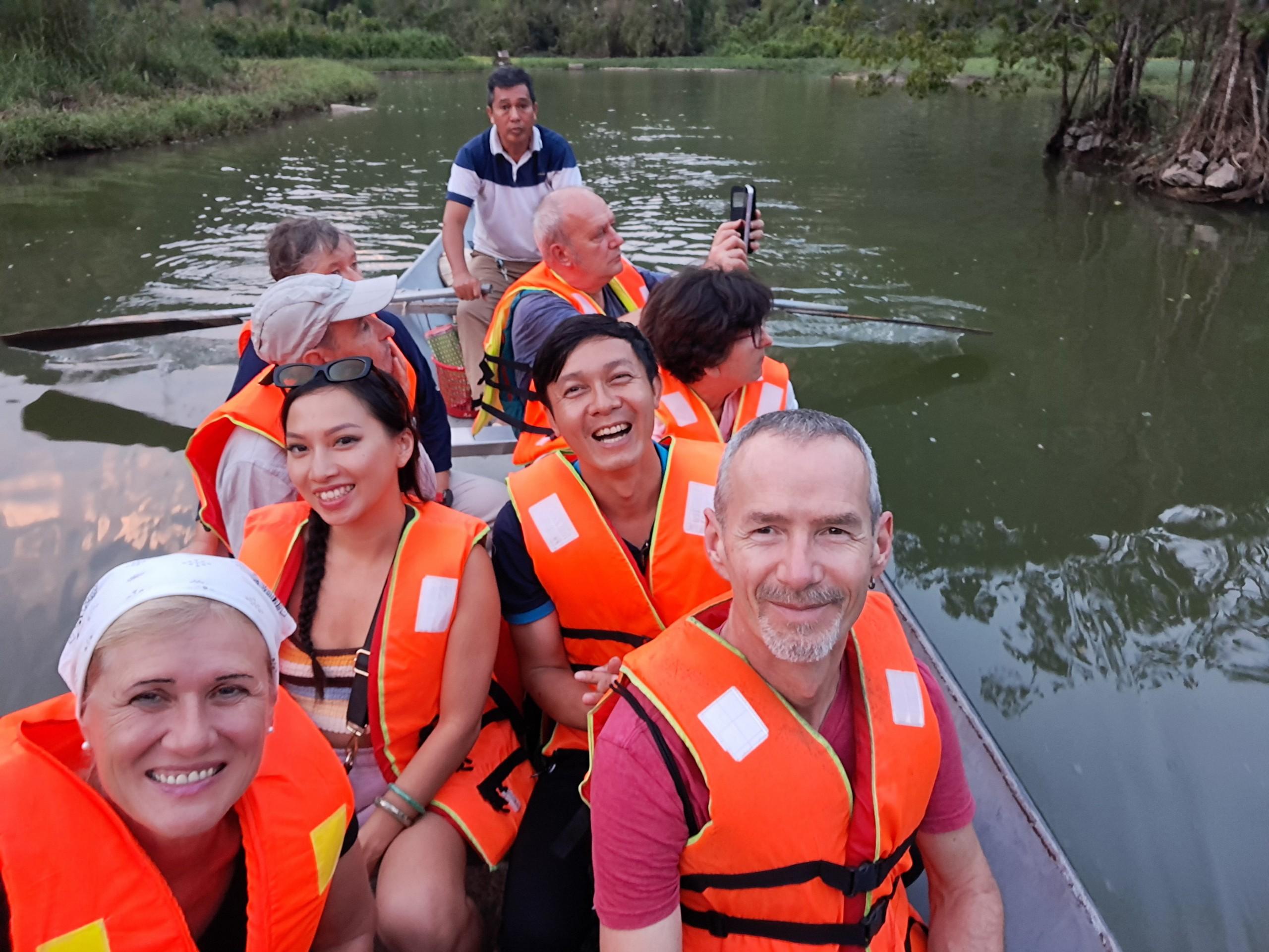 2-Day Ninh Binh Escape from Hanoi: Caves, Cycling & Culture