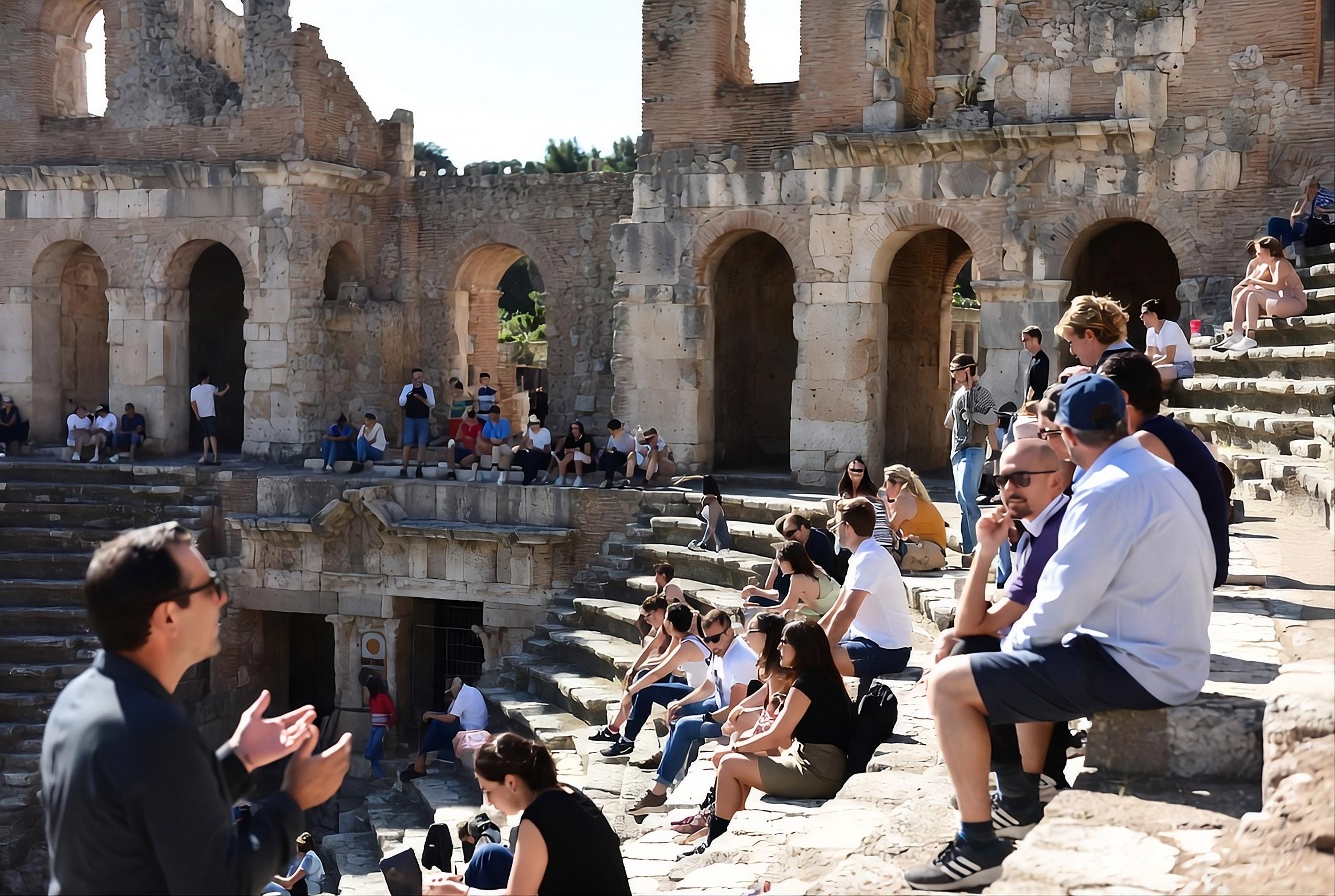 Taormina: Hidden Gems and Ancient Theatre Guided Tour