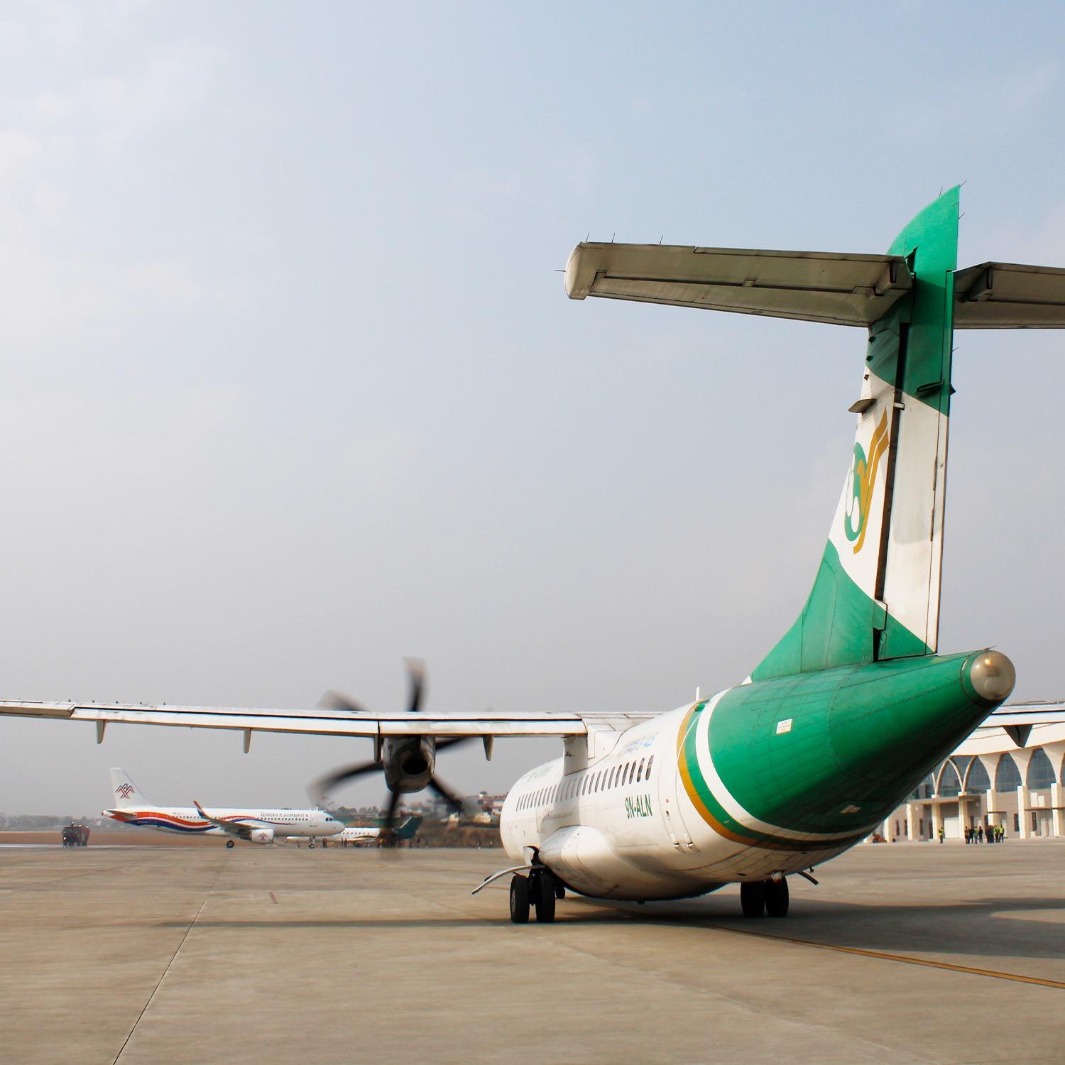 Kathmandu: Everest Scenic Flight with Private Transfers