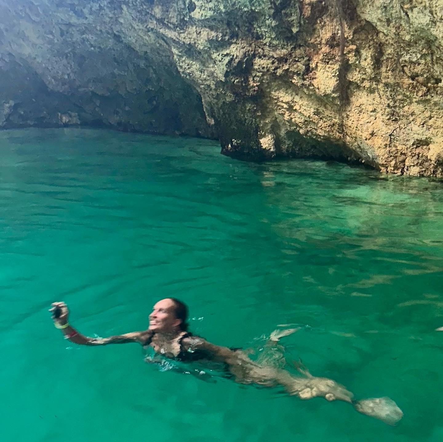 Negril Herb Farm, Mineral Spring, and Rick's Cafe Adventure