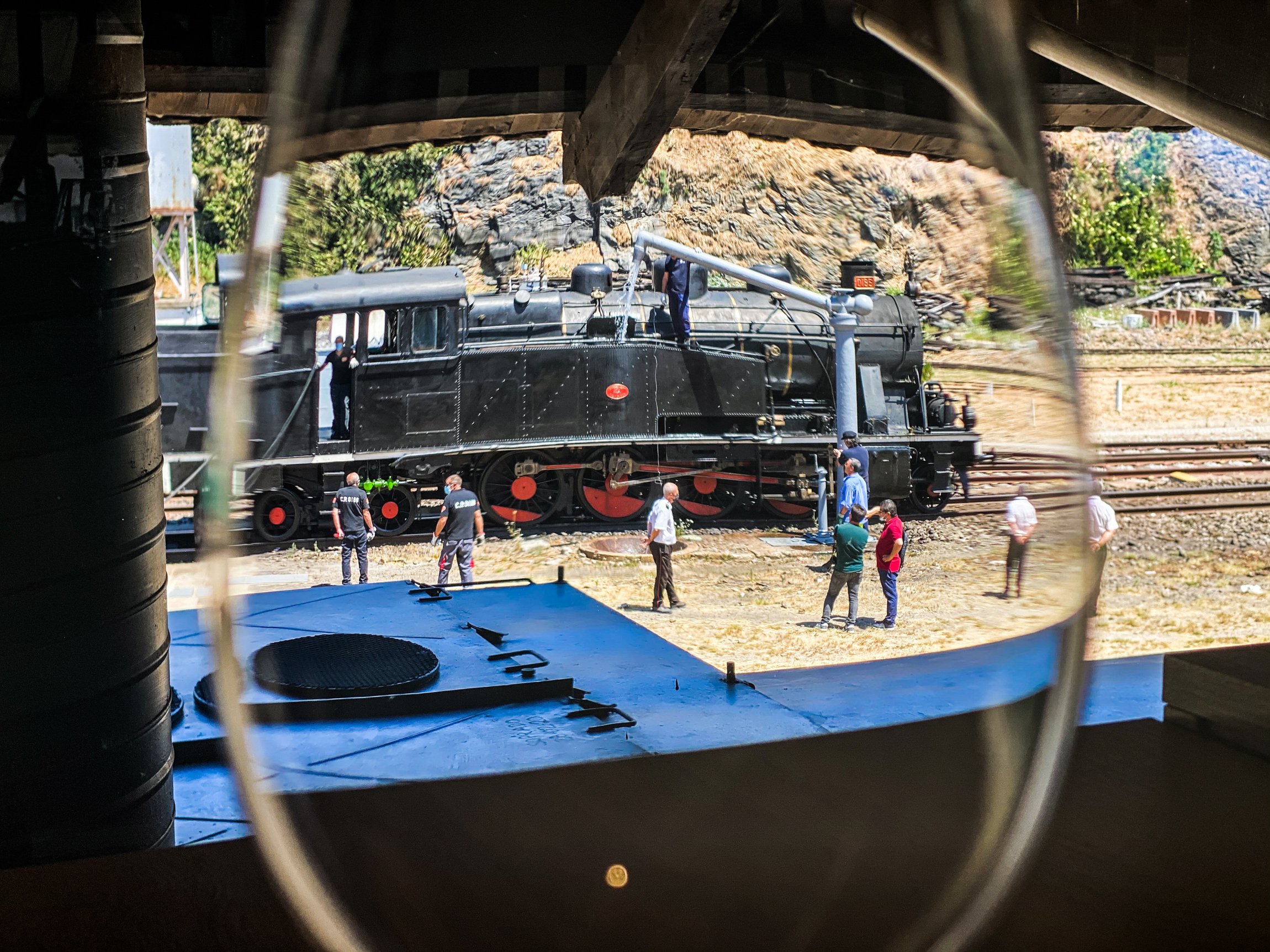 Douro Valley Day Trip: Boat Cruise, Wine Tasting & Traditional Lunch from Porto