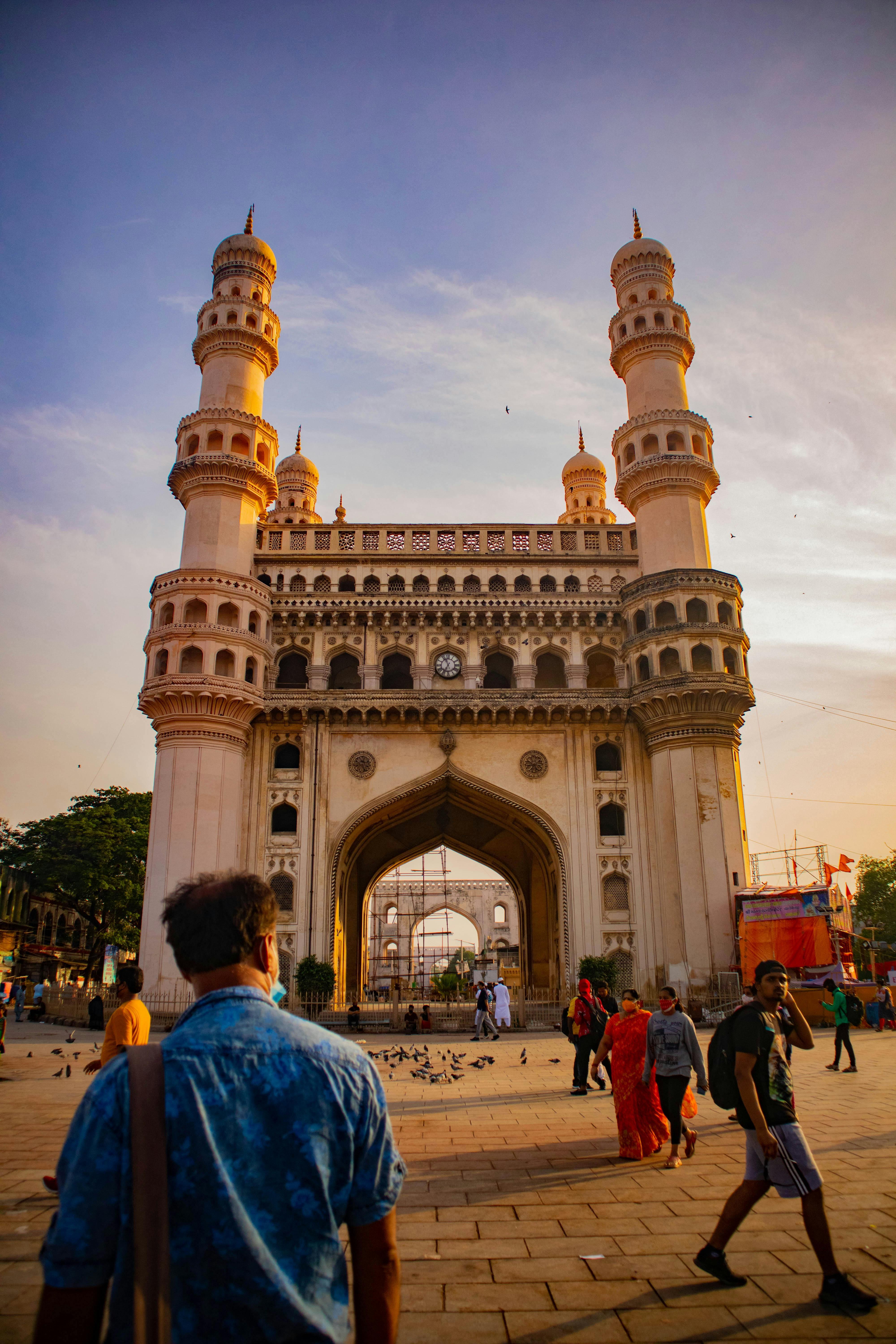 Comprehensive Hyderabad Heritage: Full & Half-Day Private Tour