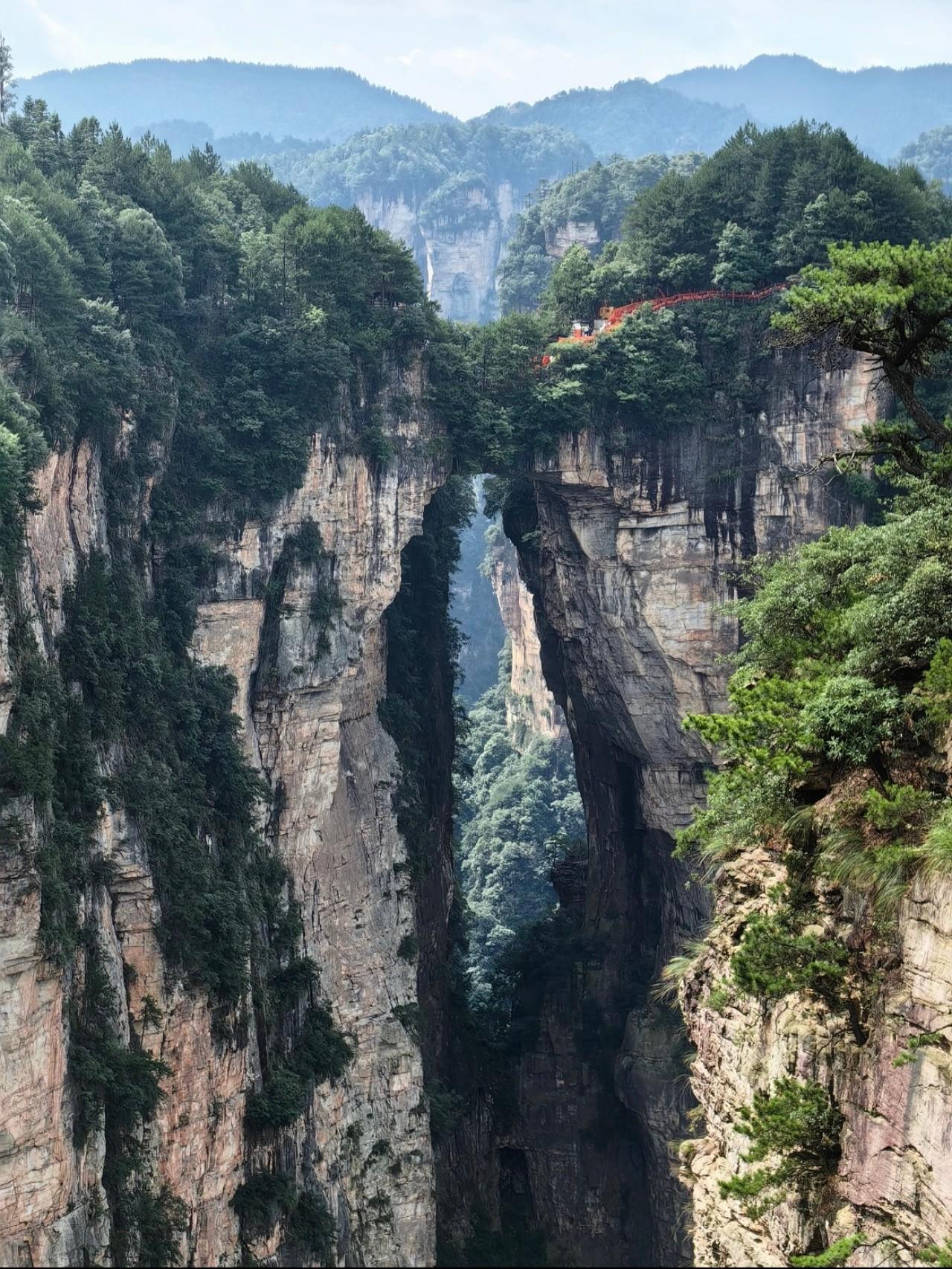 Zhangjiajie 3-Day Summer Escape: Rafting, Glass Bridge & Furong Ancient Town