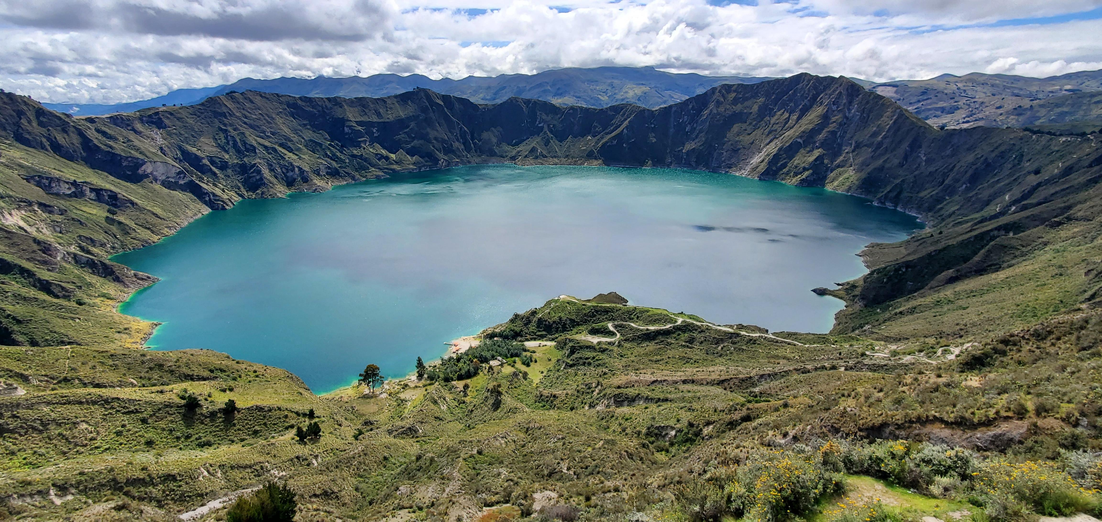 Private Andes Road Trip: Cotopaxi & Quilotoa Lagoon