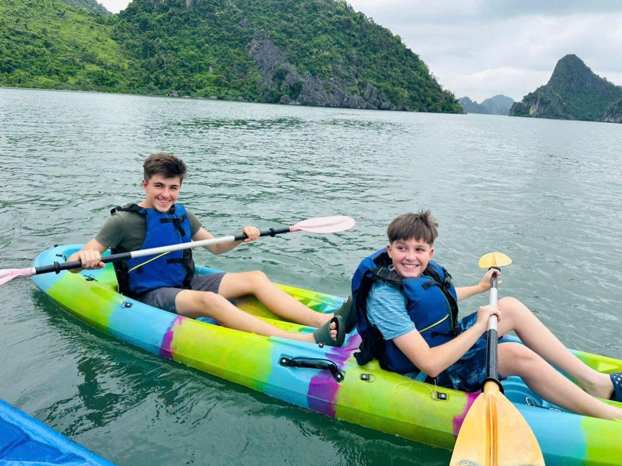Ha Long & Lan Ha Bay 2-Day 5-Star Cruise with Free Transfer