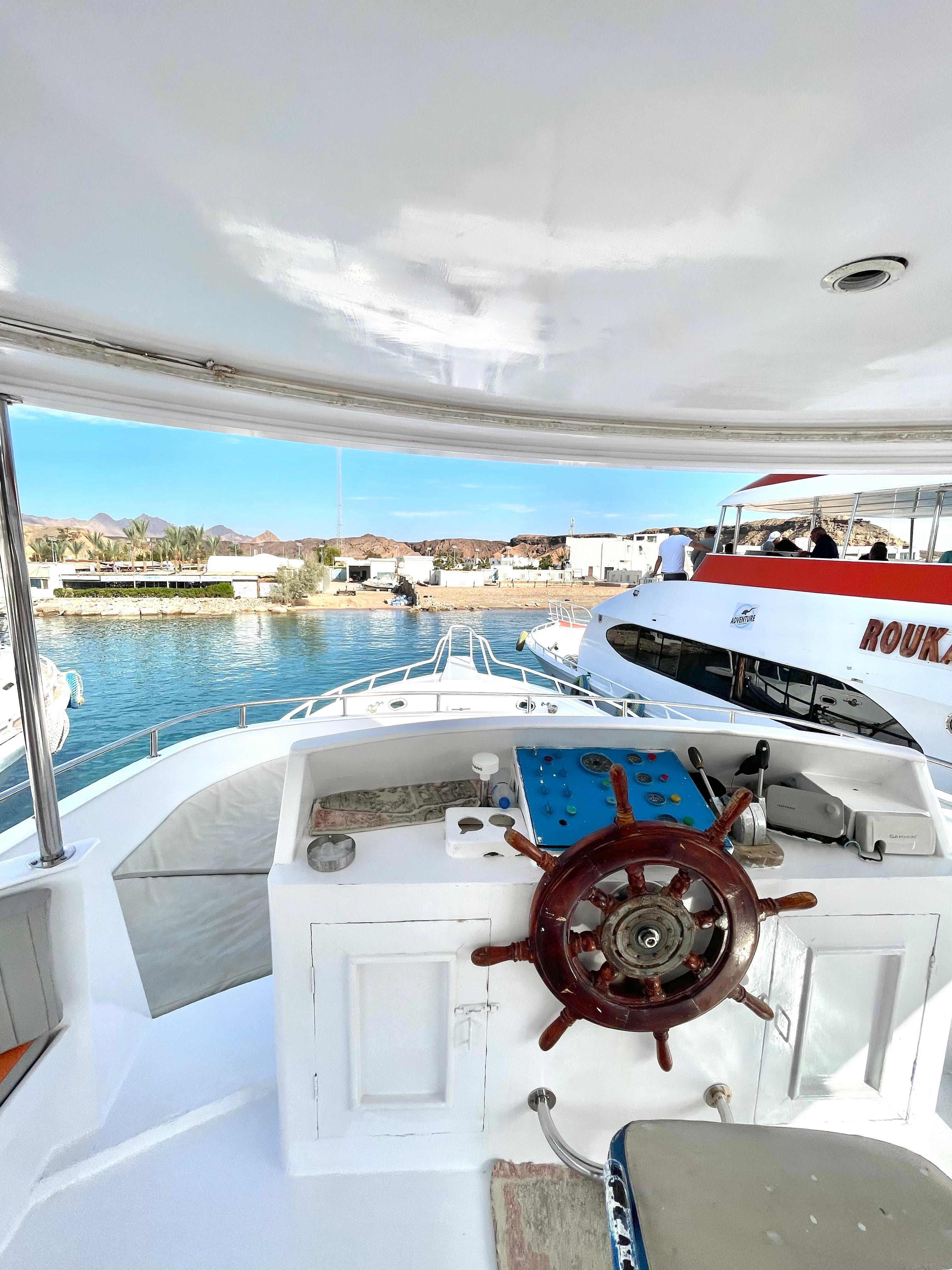 Sharm El Sheikh: Private Yacht Snorkeling & Diving Day Trip