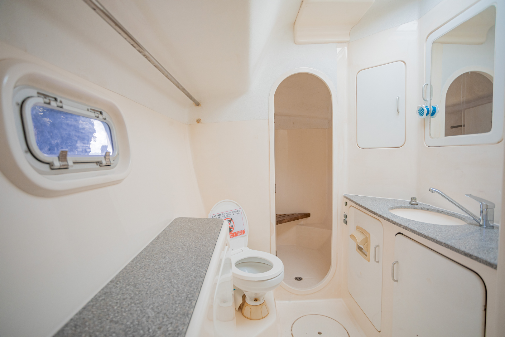 Private Luxury Catamaran Excursion to Coral and Maiton Islands