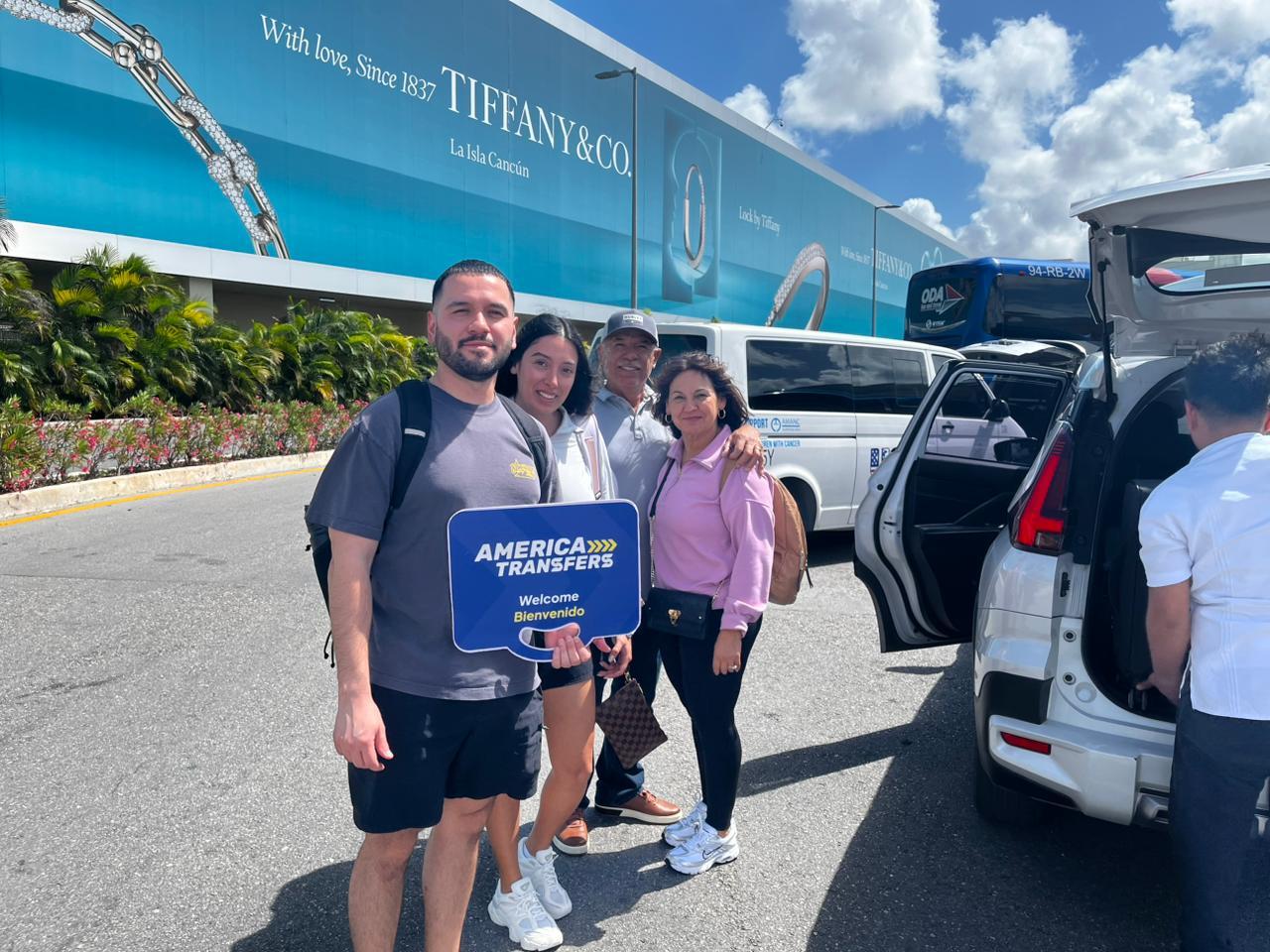 Cancun Airport Private Transfer: One-Way or Roundtrip