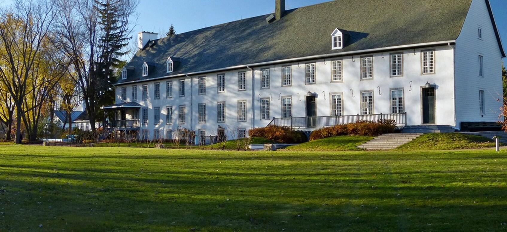 Quebec City: Montmorency Falls & Microbrewery eBike Adventure