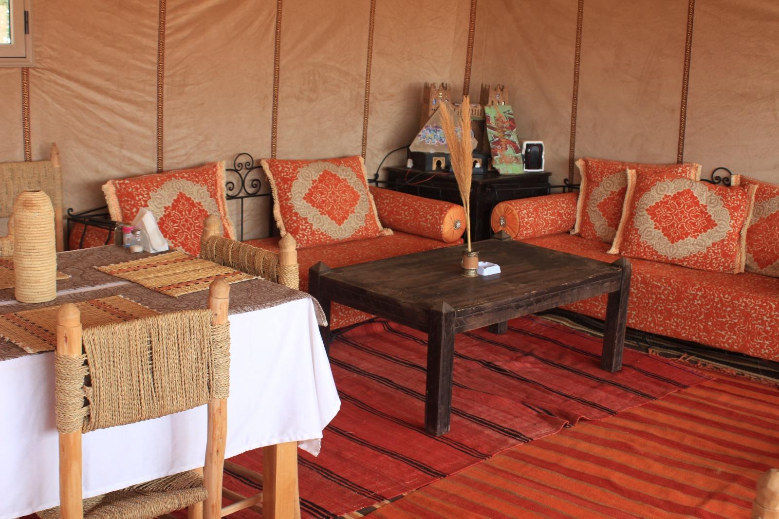 Erg Chebbi Desert Overnight: Camel Ride & Heated Tent Camp