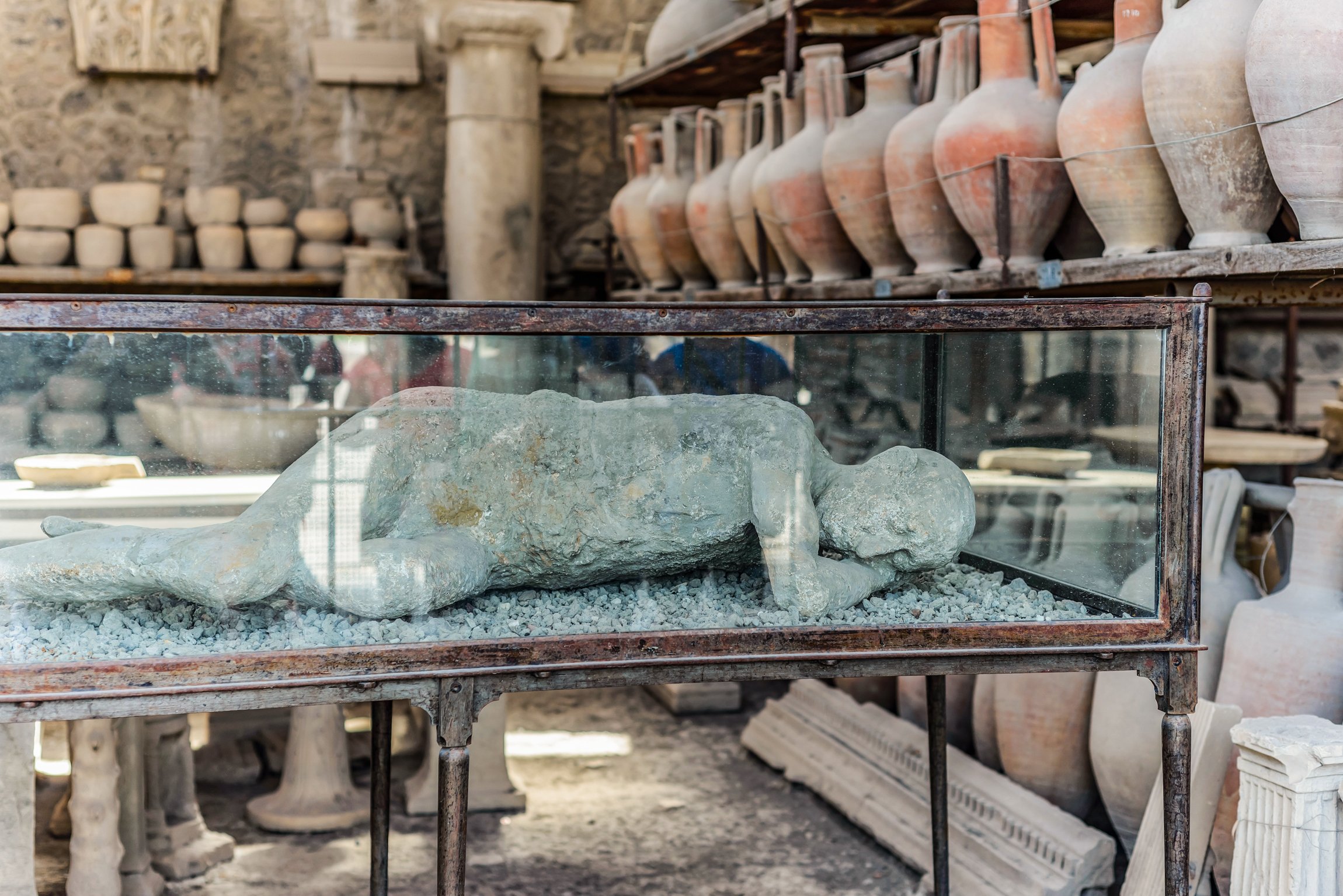 Pompeii: Small Group Tour with an Archaeologist