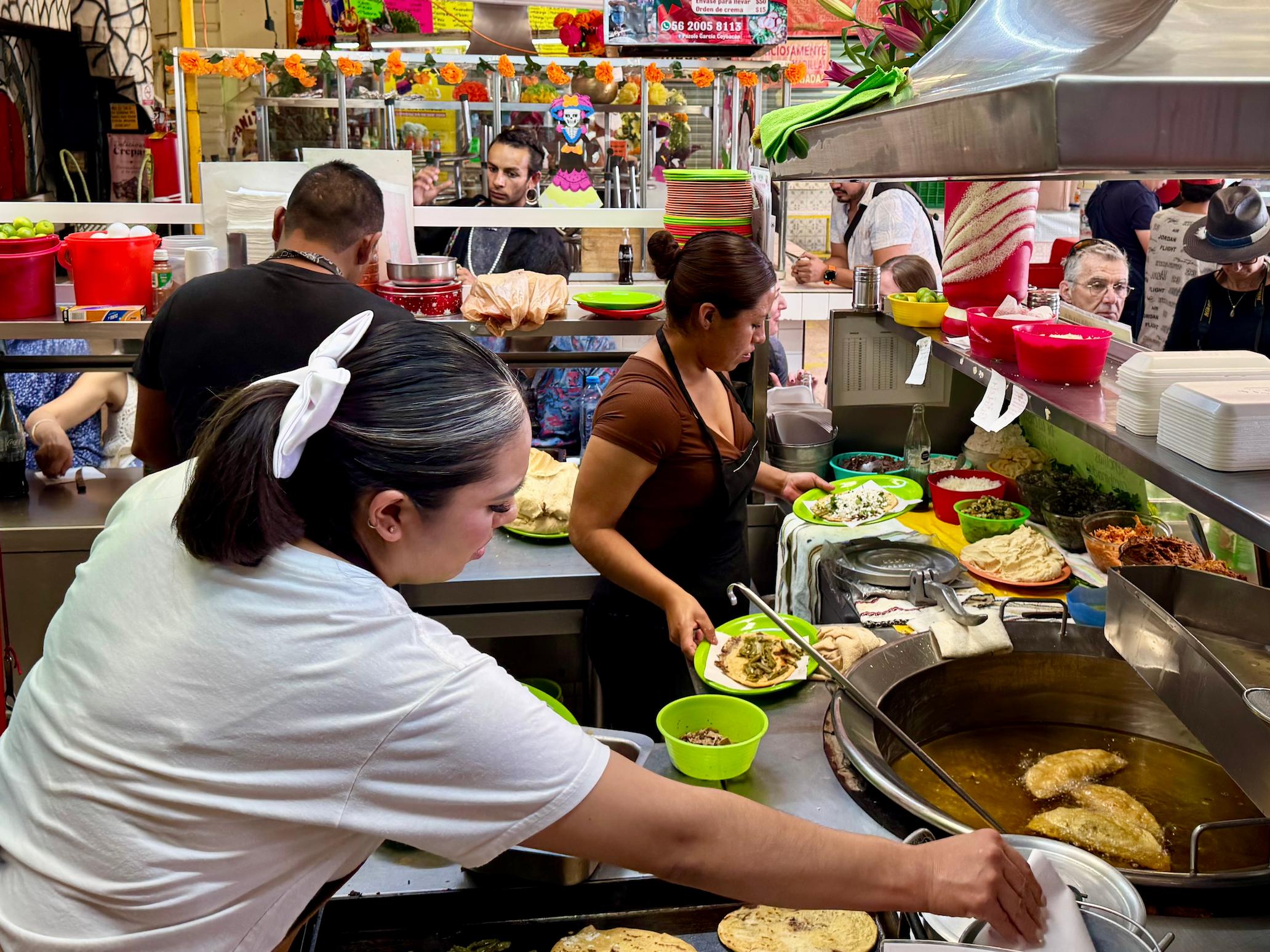 Coyoacan Food Tour with Optional Frida Kahlo Museum