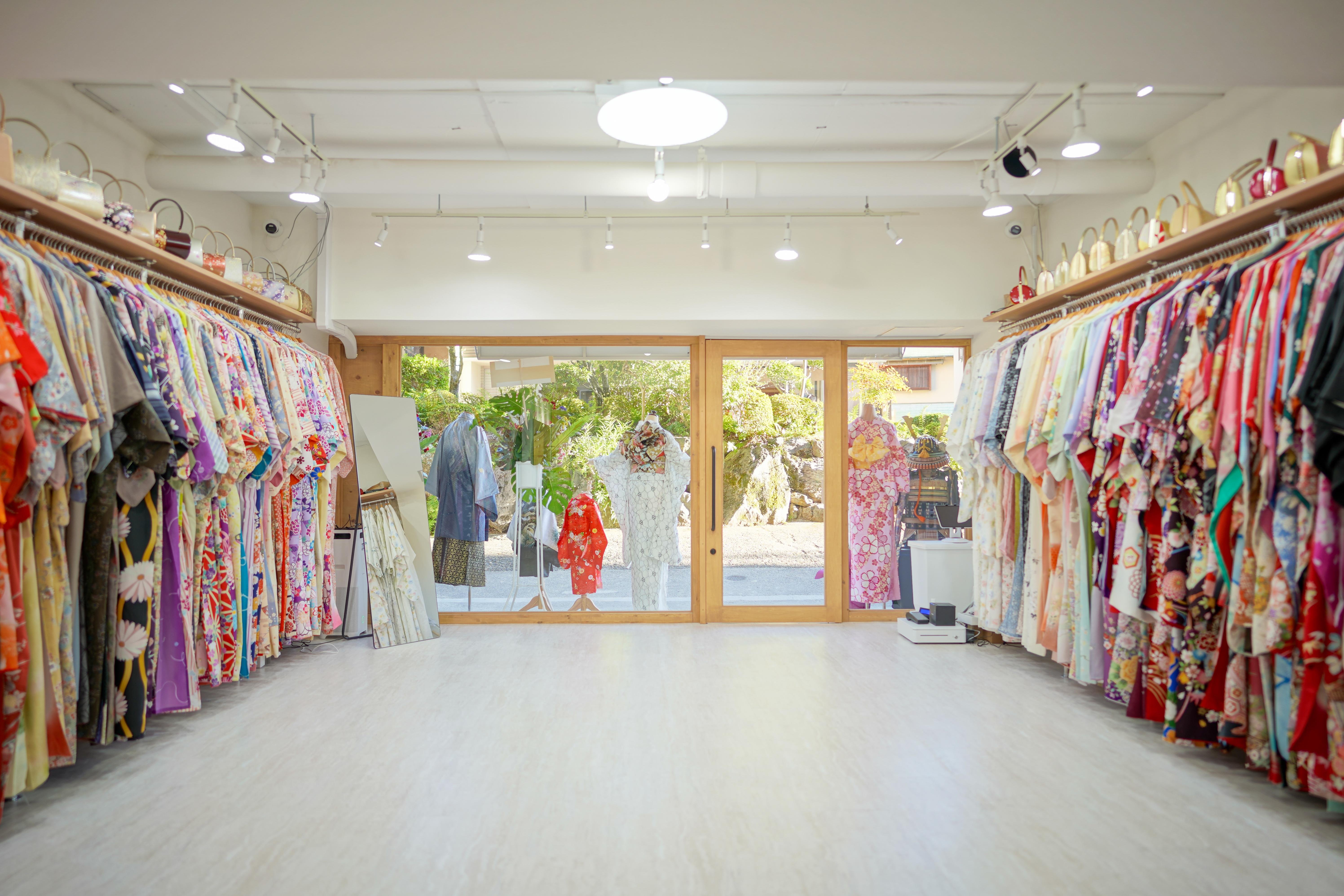 Kyoto Kimono Rental with Hairstyling & Accessories