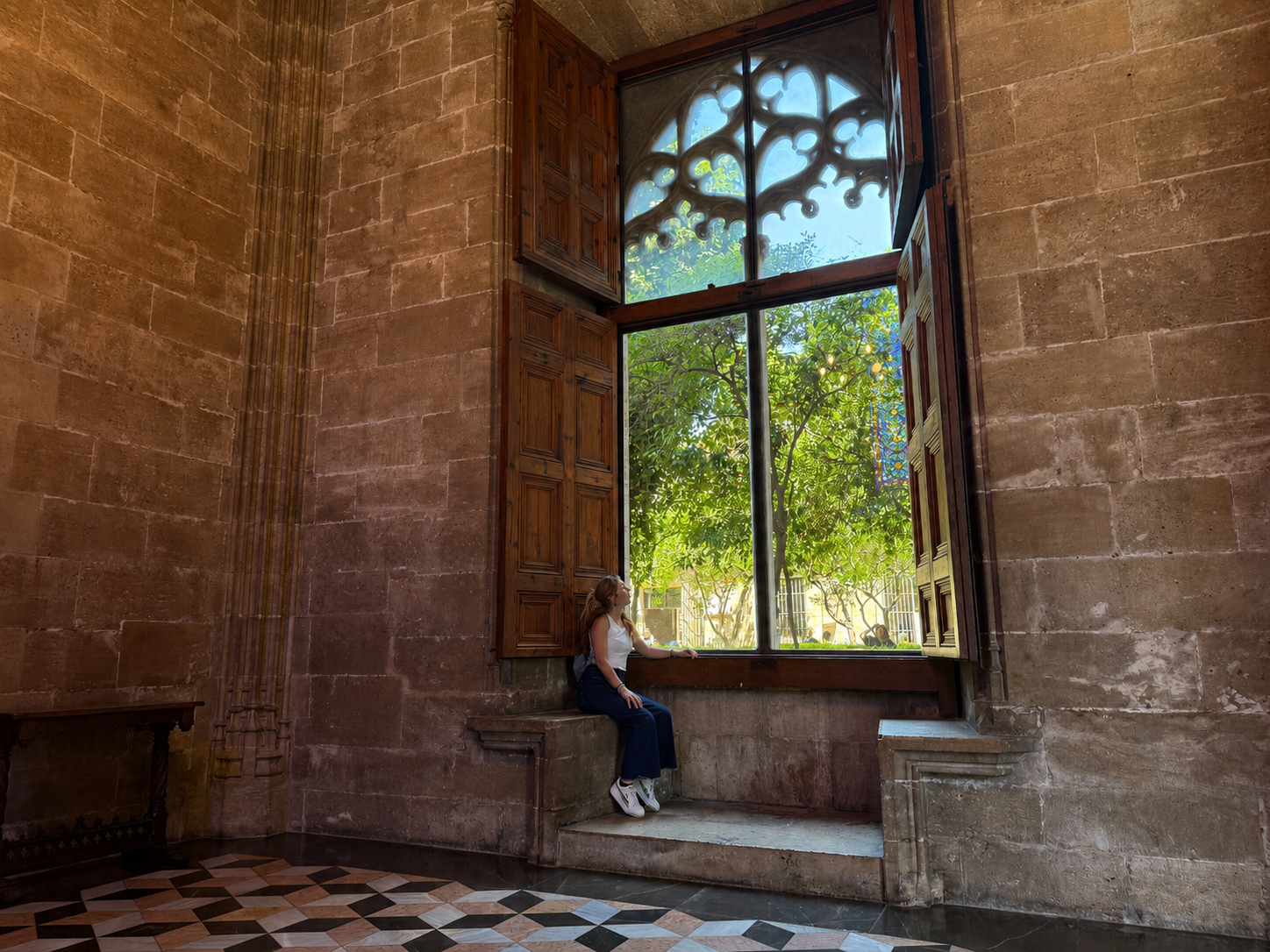 Valencia Historical Highlights: Cathedral, St. Nicholas & Silk Exchange