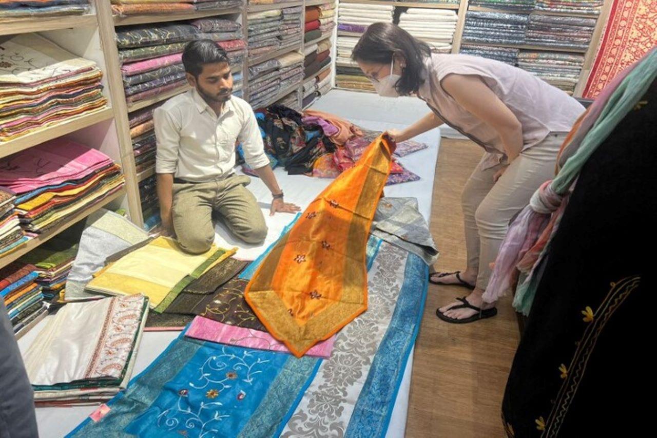 Delhi Insider’s Shopping & Heritage Day Tour