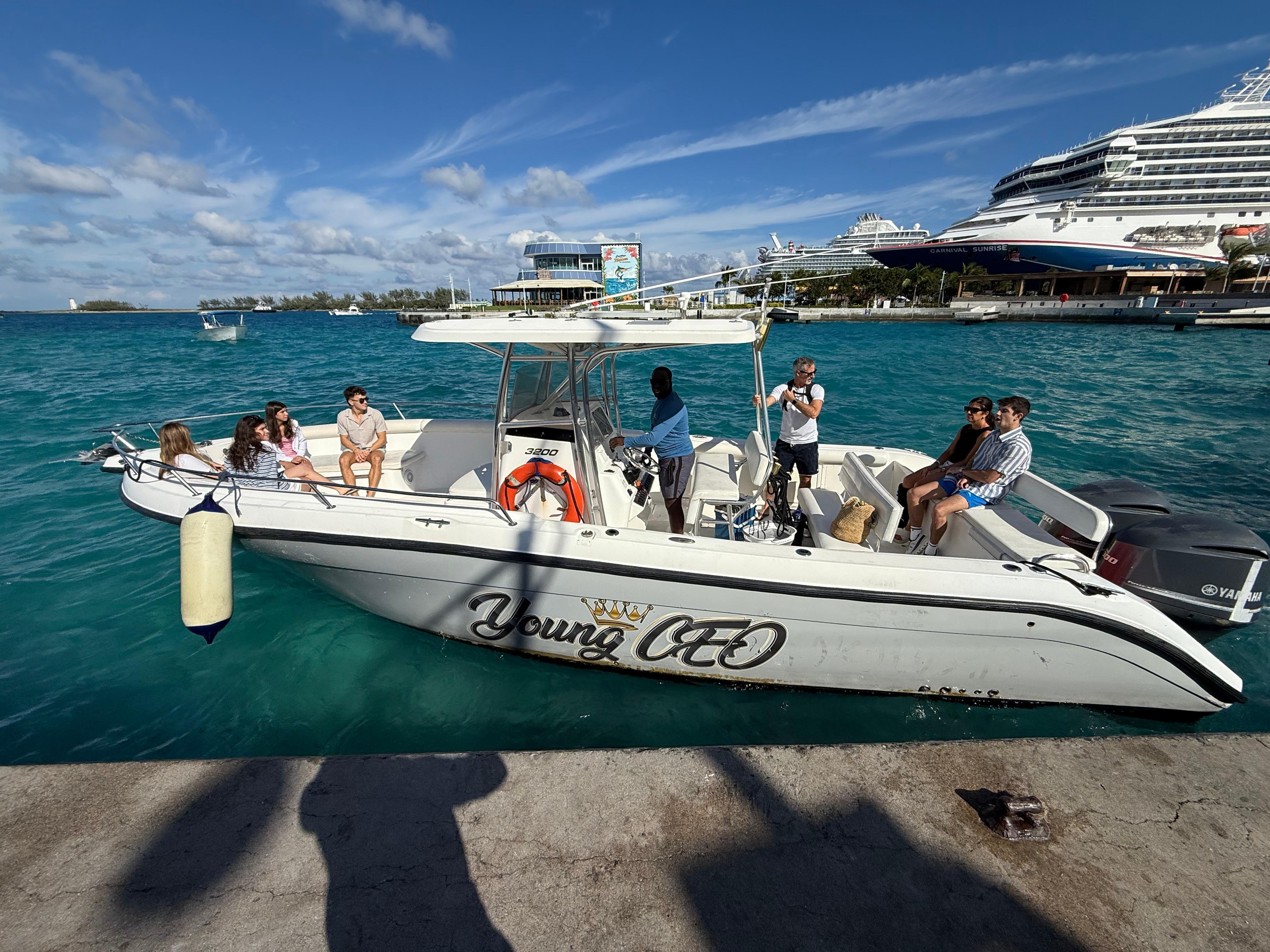 Nassau Private 3-Island Boat Excursion: Pigs, Turtles & Snorkeling