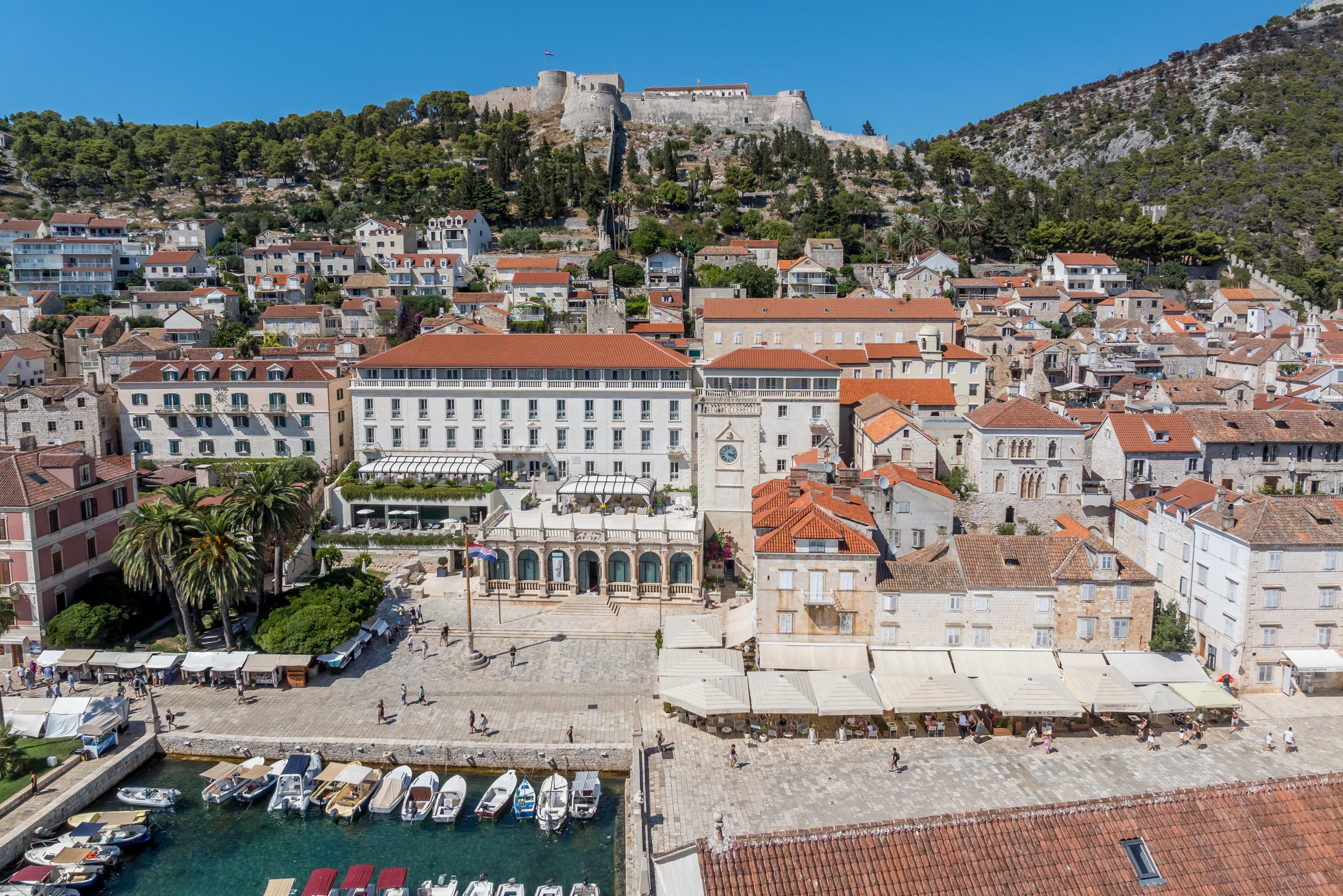 Split & Trogir: 5-Island Blue Cave & Hvar Speedboat Tour