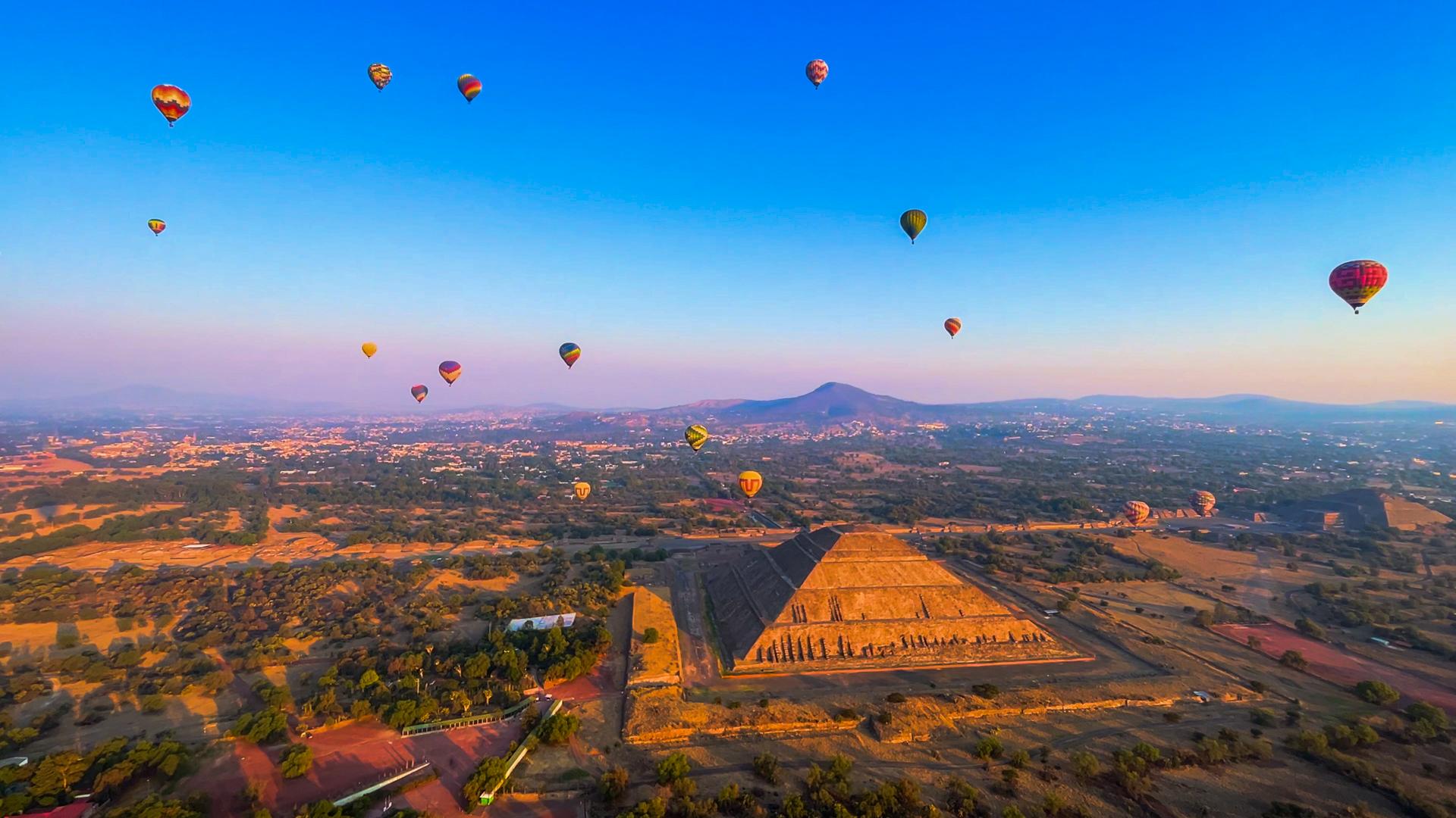 Teotihuacan Hot Air Balloon Adventure & Basilica Tour
