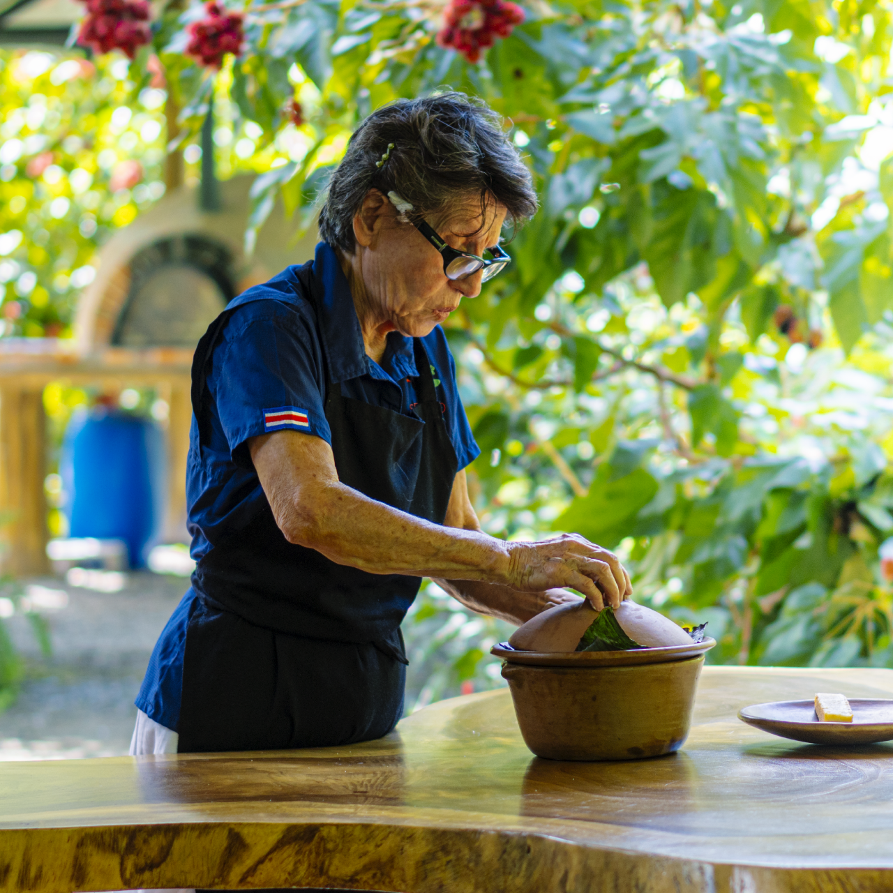 La Fortuna Sloth & Rainforest Experience with Cooking Class