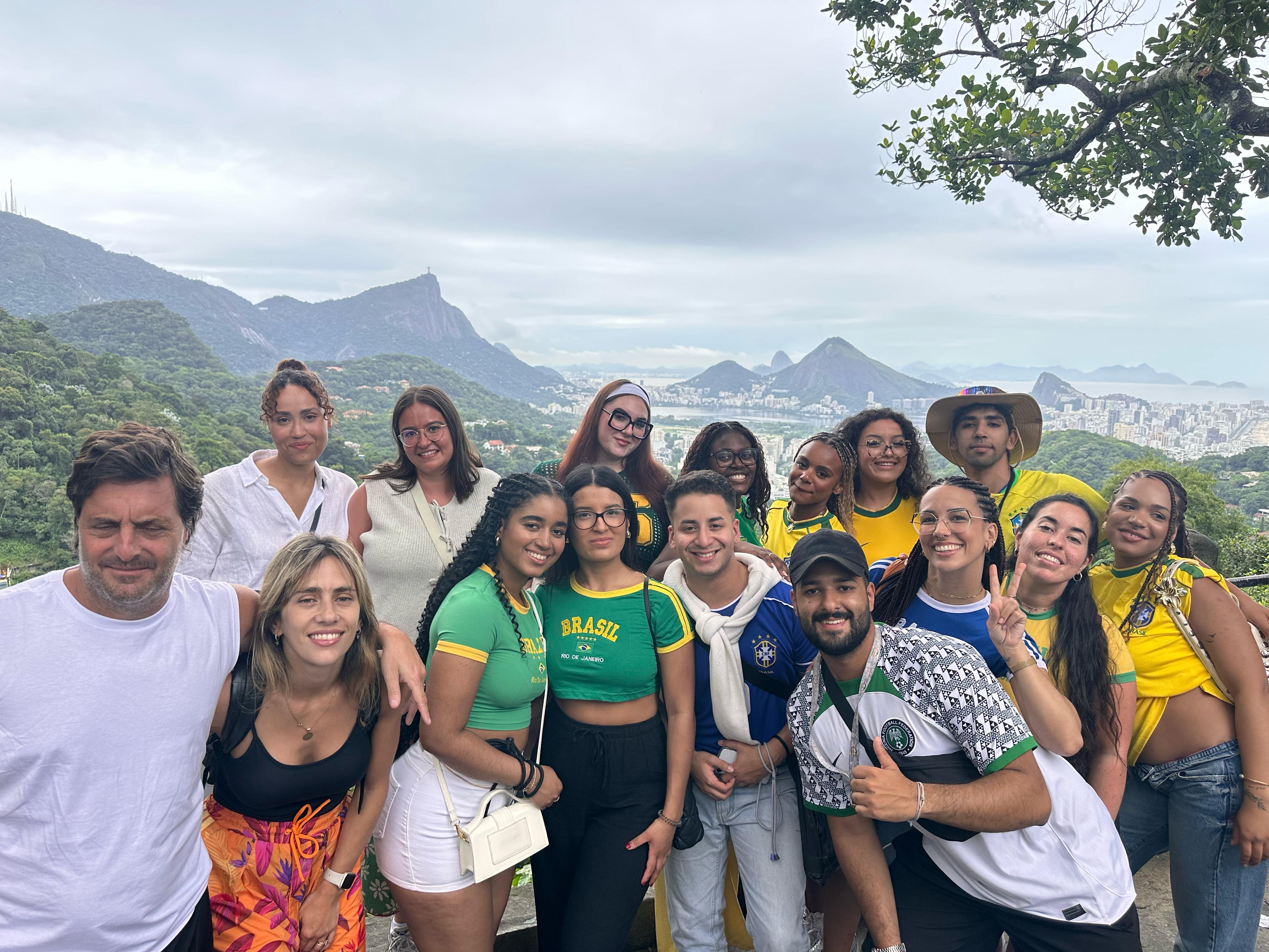 Rocinha Favela 3-Hour Walking Tour with a Local Guide
