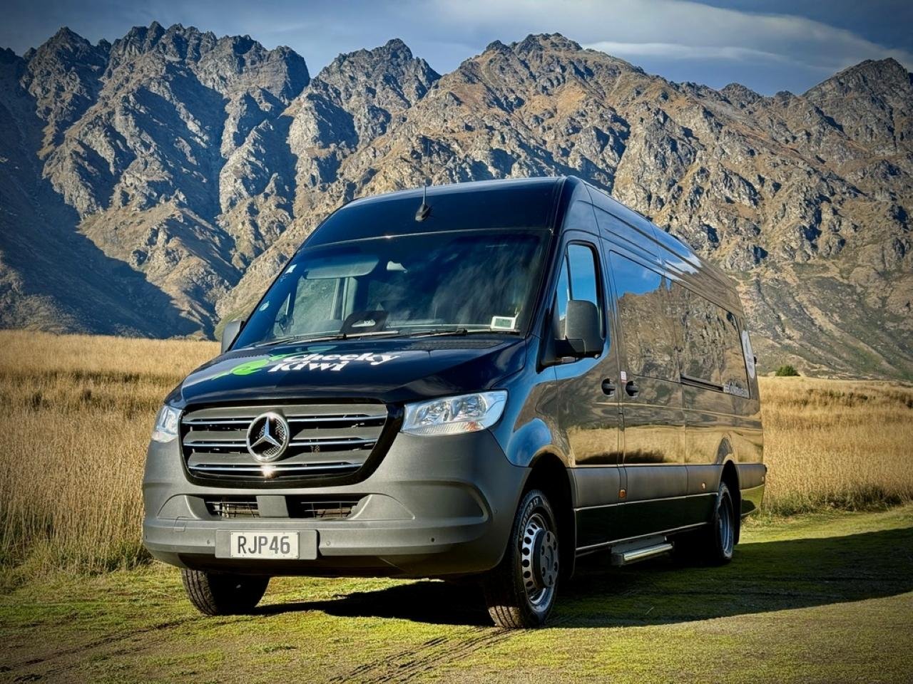 Milford Sound Small-Group Day Tour from Queenstown with Cruise & Lunch