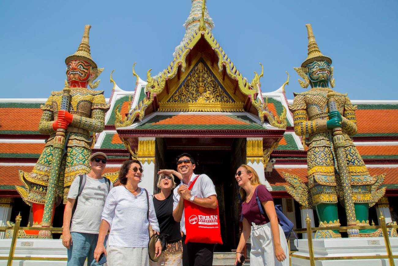 Bangkok Grand Palace, Wat Pho & Canal Boat Explorer