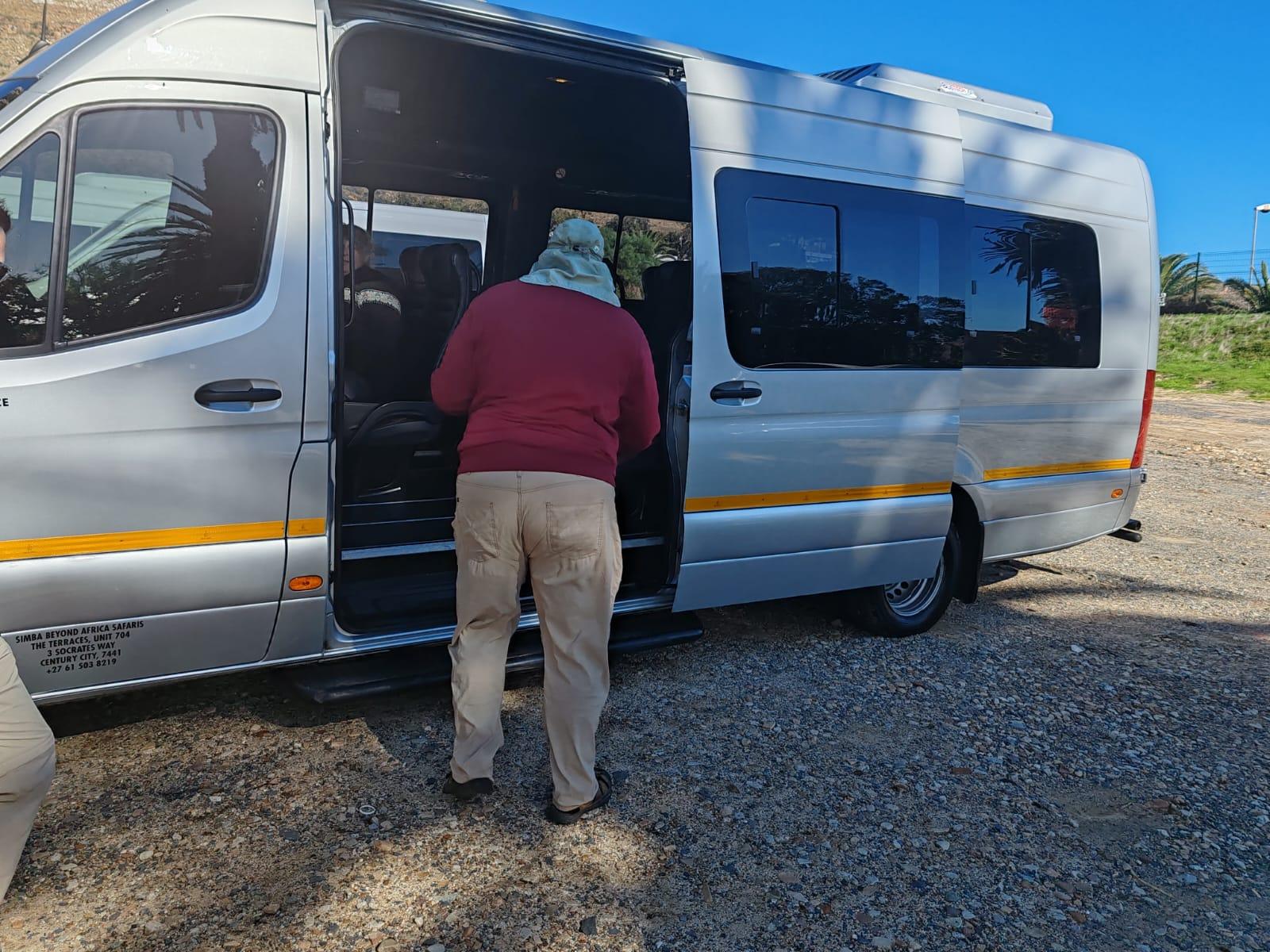 Cape Town Full-Day Tour: Table Mountain, Cape Point & Penguin Colony