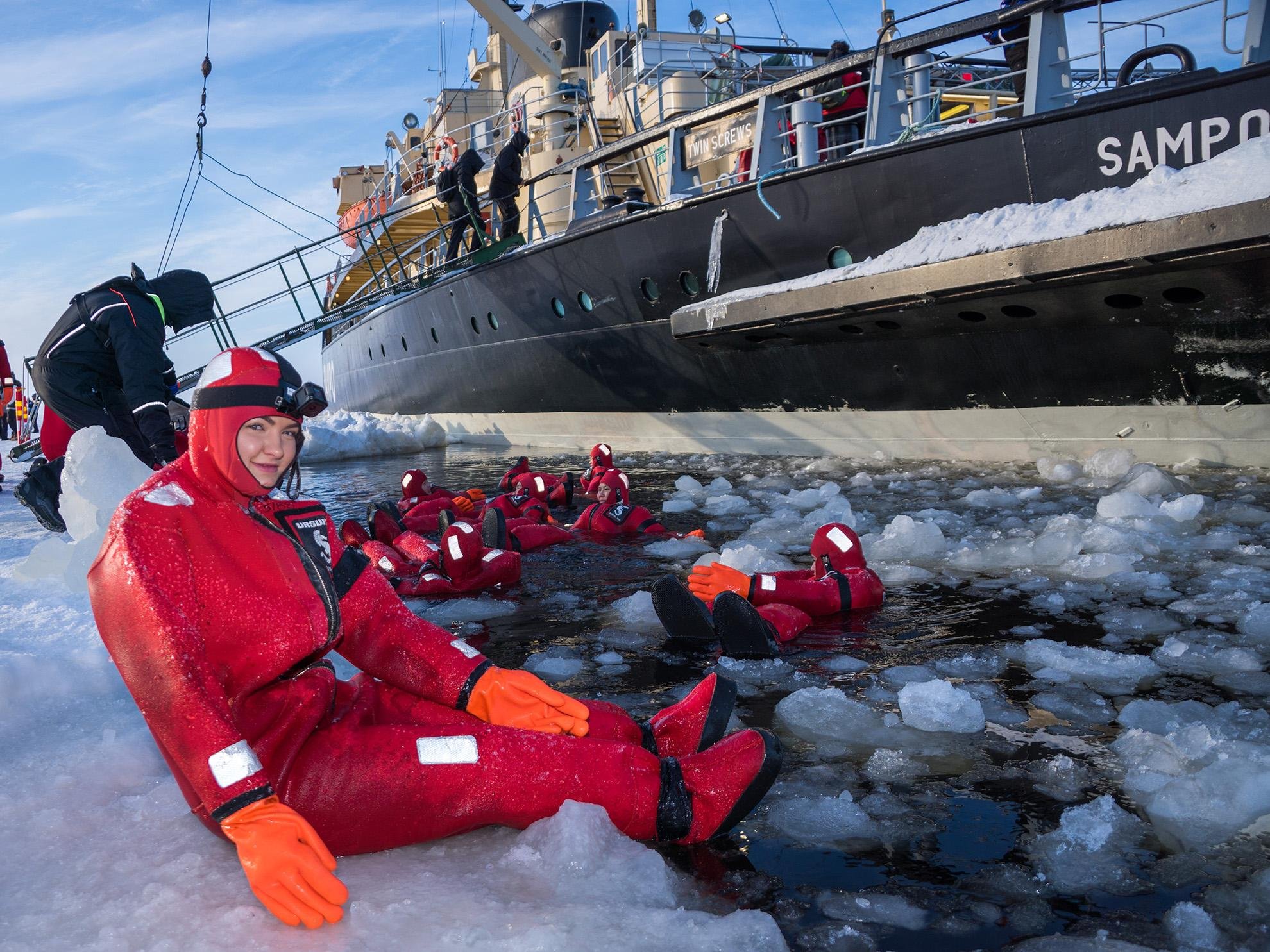 Icebreaker Sampo Arctic Cruise with Ice Floating from Rovaniemi