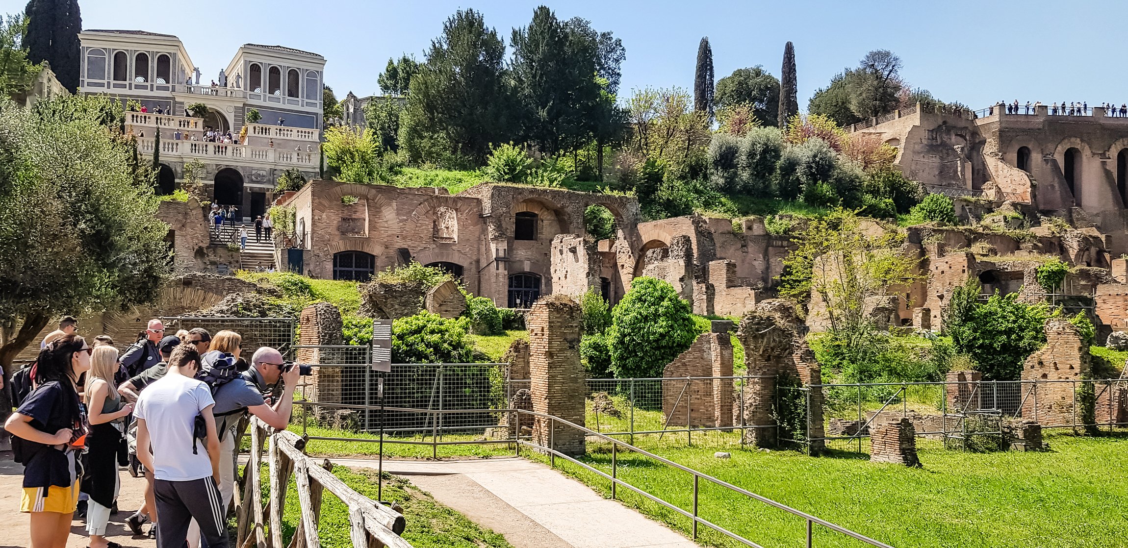 Colosseum Arena, Palatine Hill & Roman Forum Guided Tour