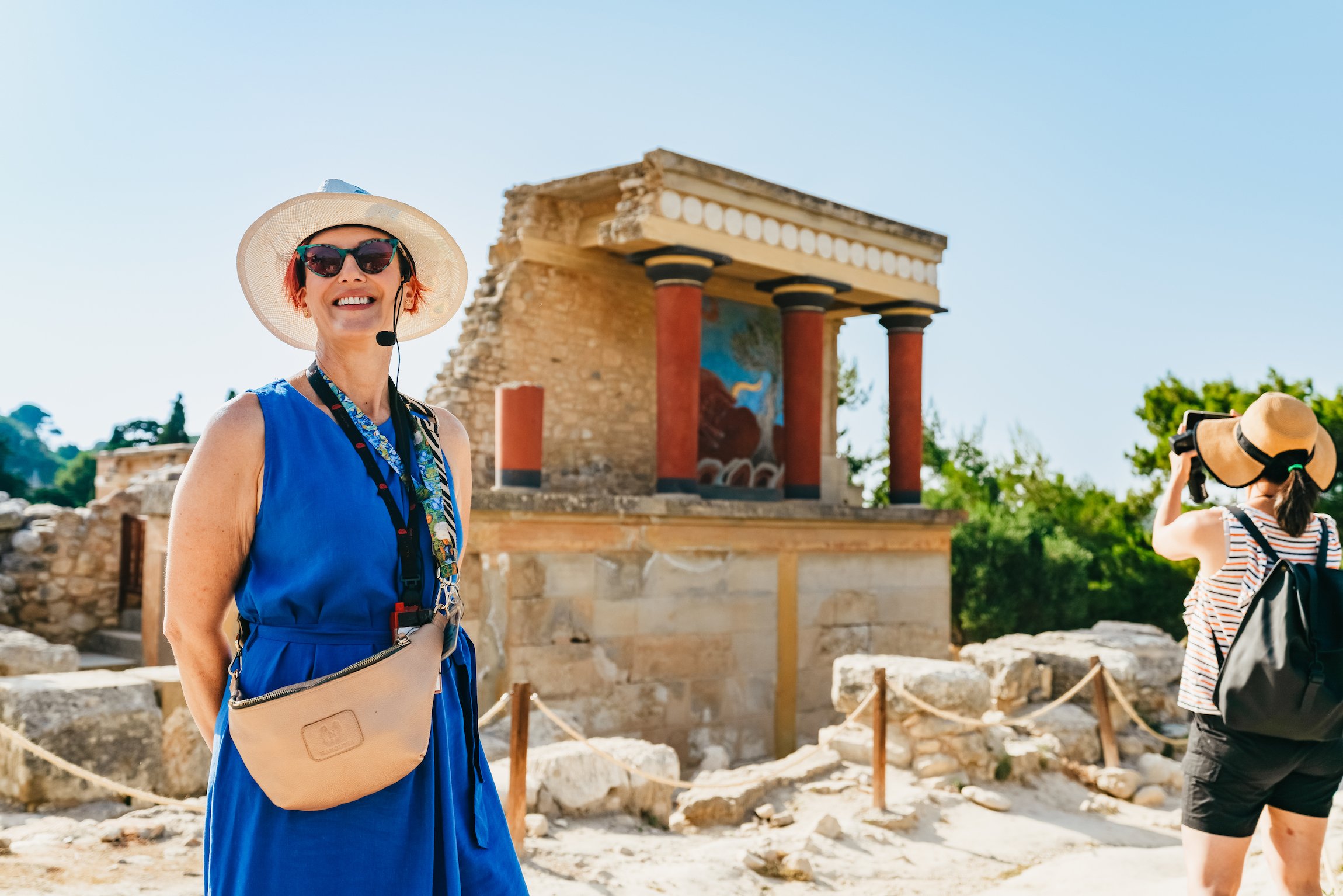 Knossos Palace guided tour Crete — Minoan throne room, grand staircase, bull-leaping frescoes, central court — image 1