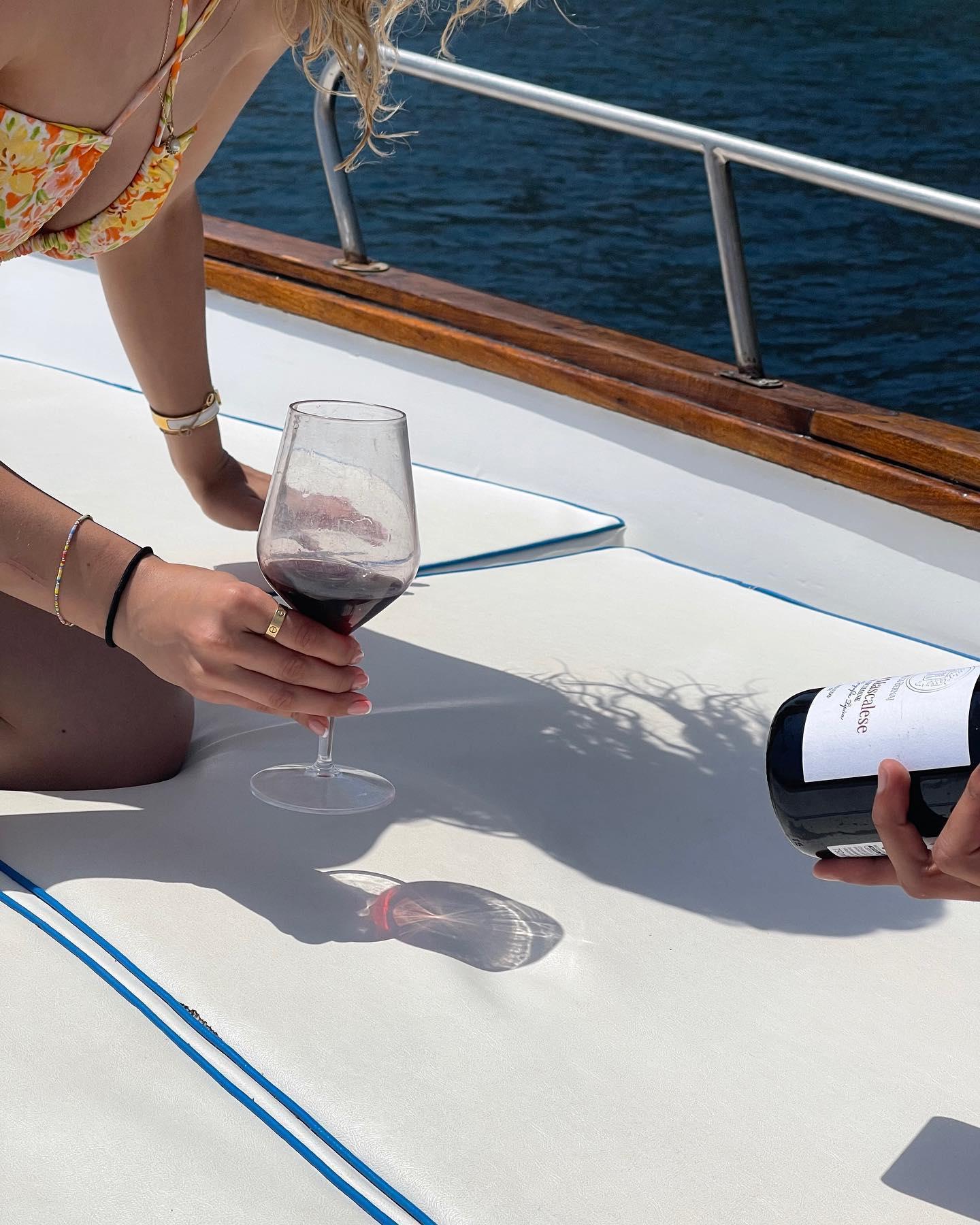 Taormina Coast Boat Cruise with Sicilian Wine & Snorkeling
