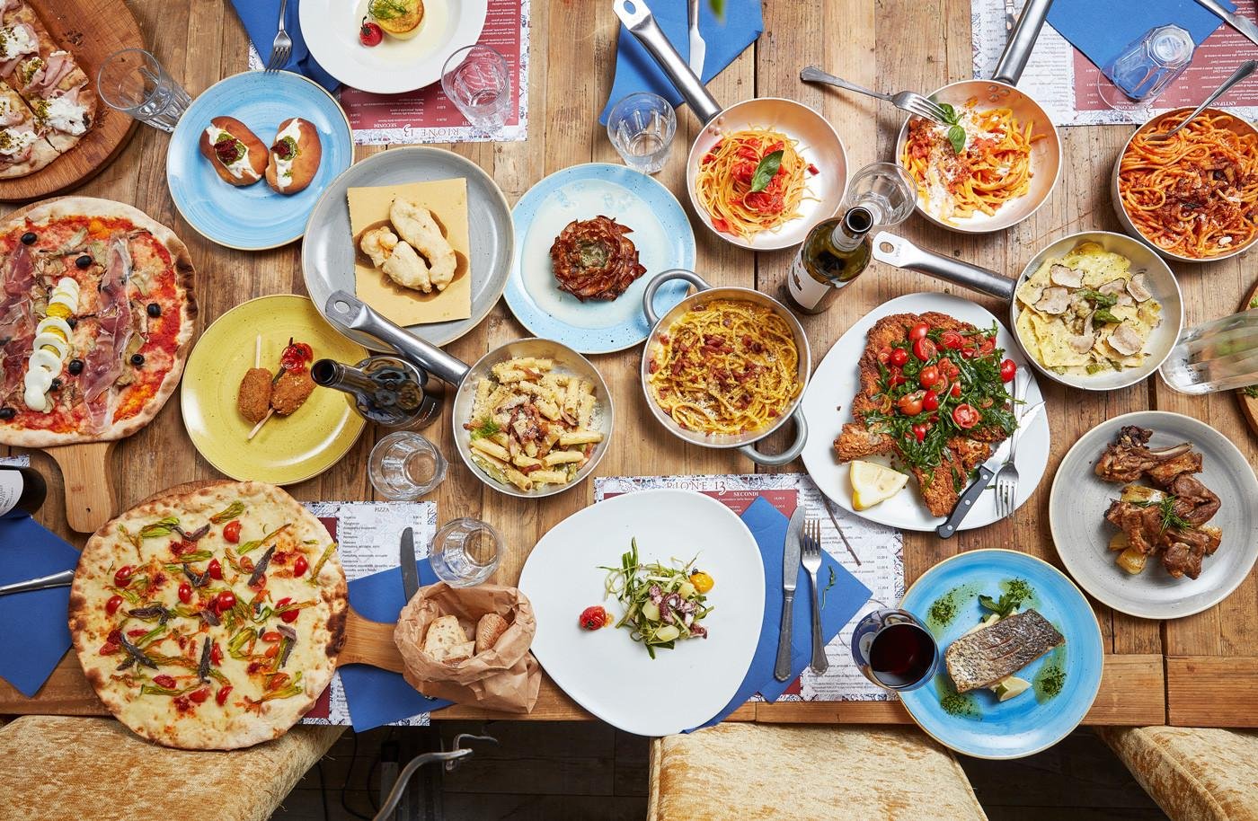 Rome Local Food Tasting Tour with Foodie Guide