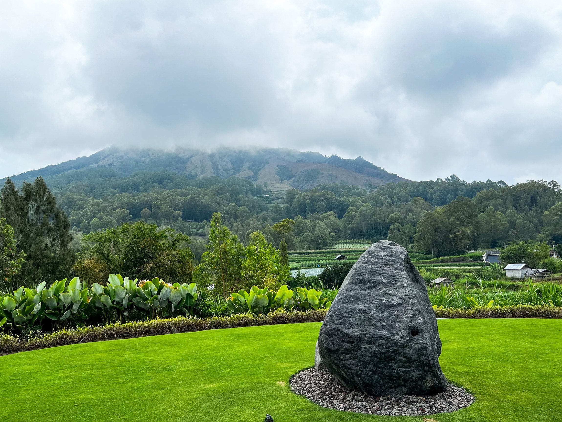 Bali Mount Batur Sunrise Trek & Hot Spring Soak
