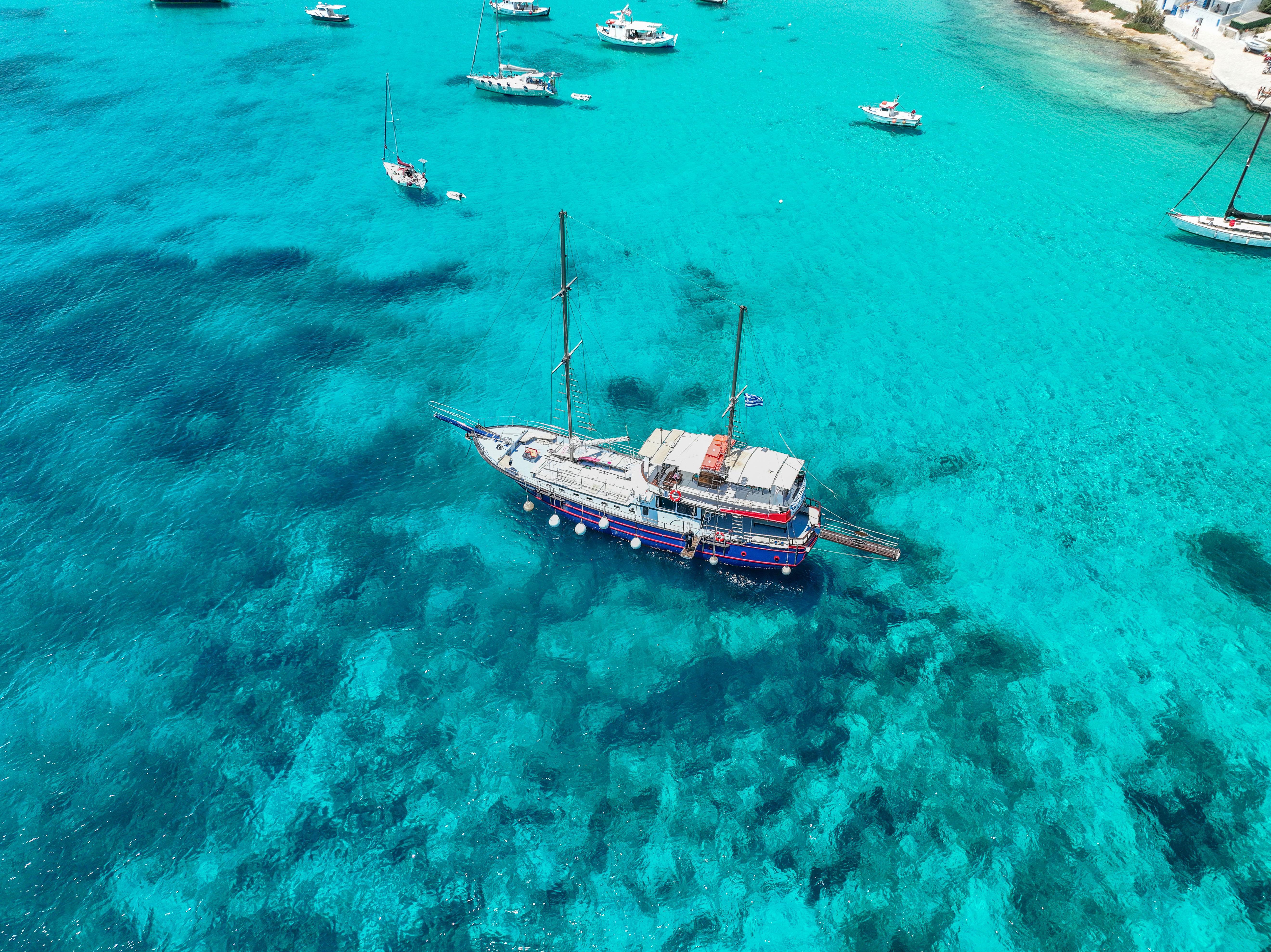Rina's Cave & Koufonisi Islands Day Cruise from Agia Anna
