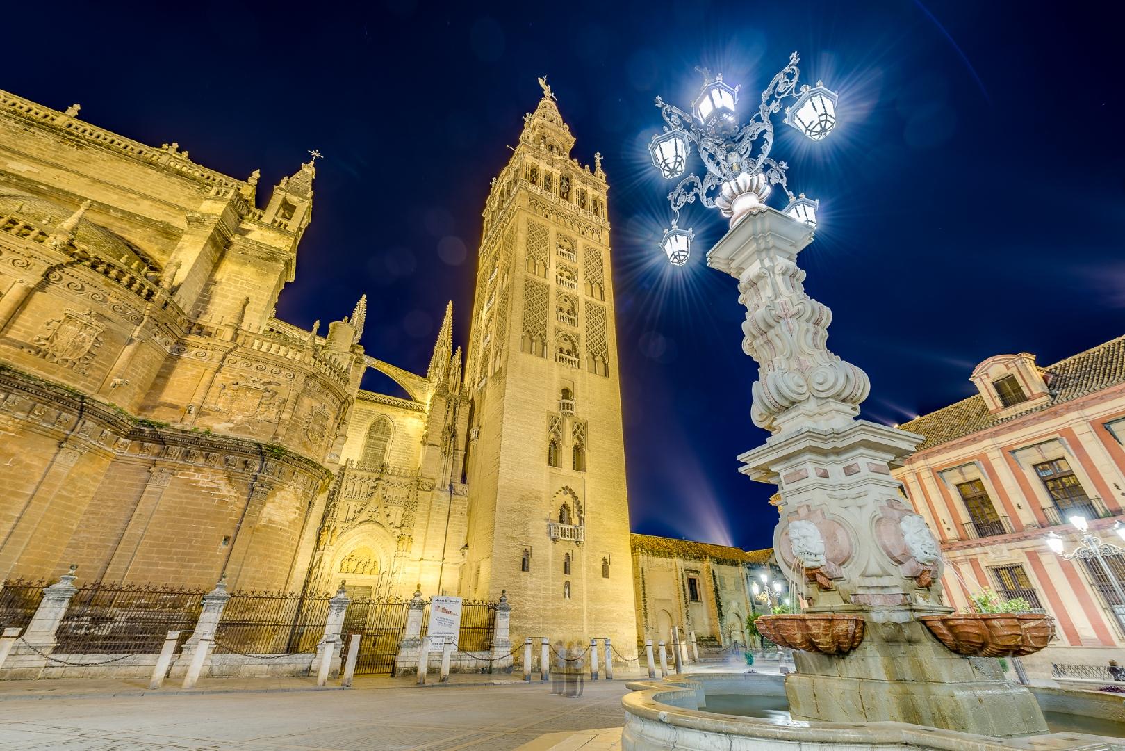 Seville Cathedral After-Dark Tour with High Altar Light Show