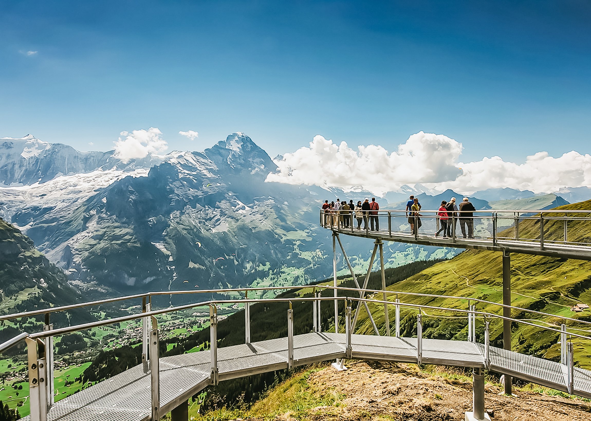 Swiss Alps Day Trip: Grindelwald, Interlaken & Lauterbrunnen