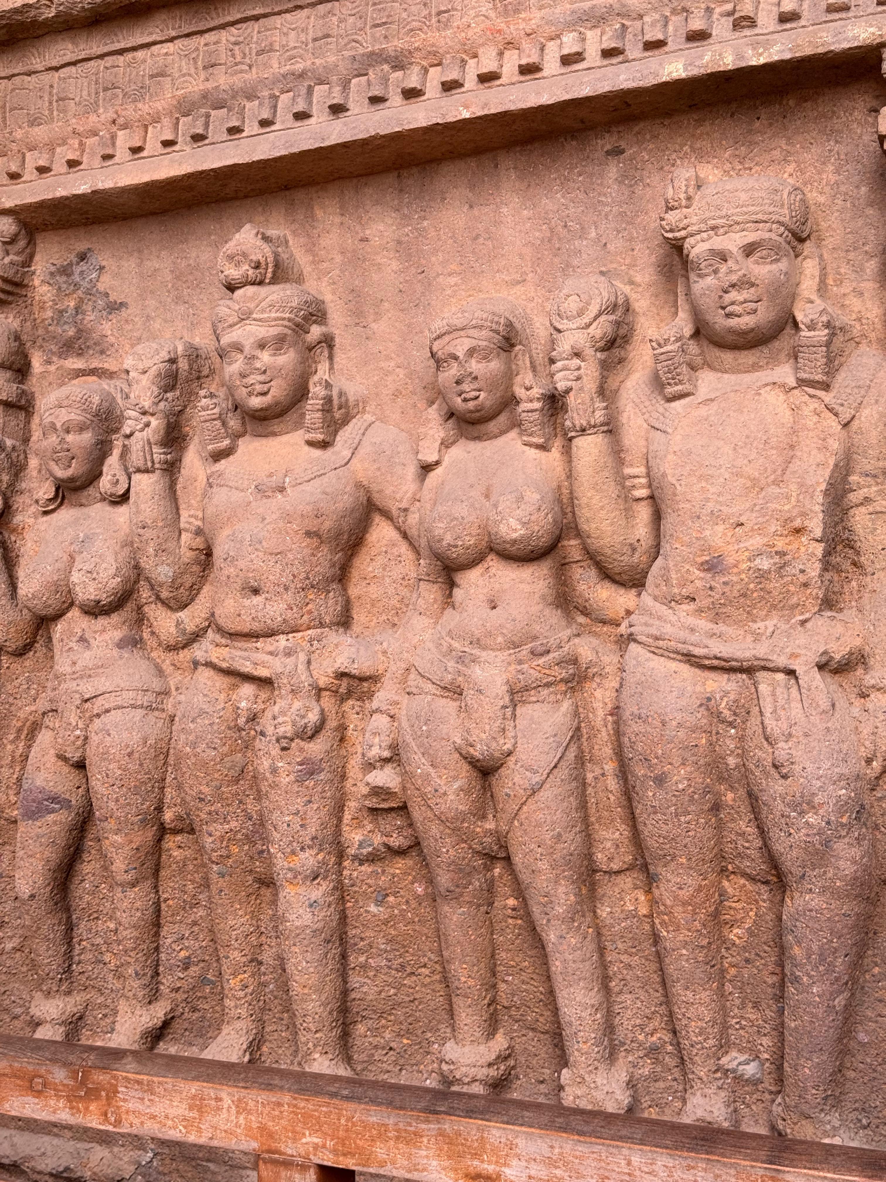 Mumbai Nature & Heritage: Kanheri Caves, Safari & Jain Temple