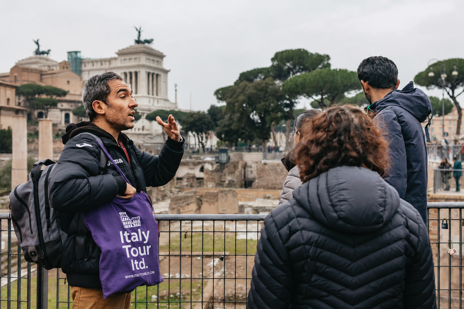 Rome: Colosseum, Roman Forum & Palatine Hill Guided Tour