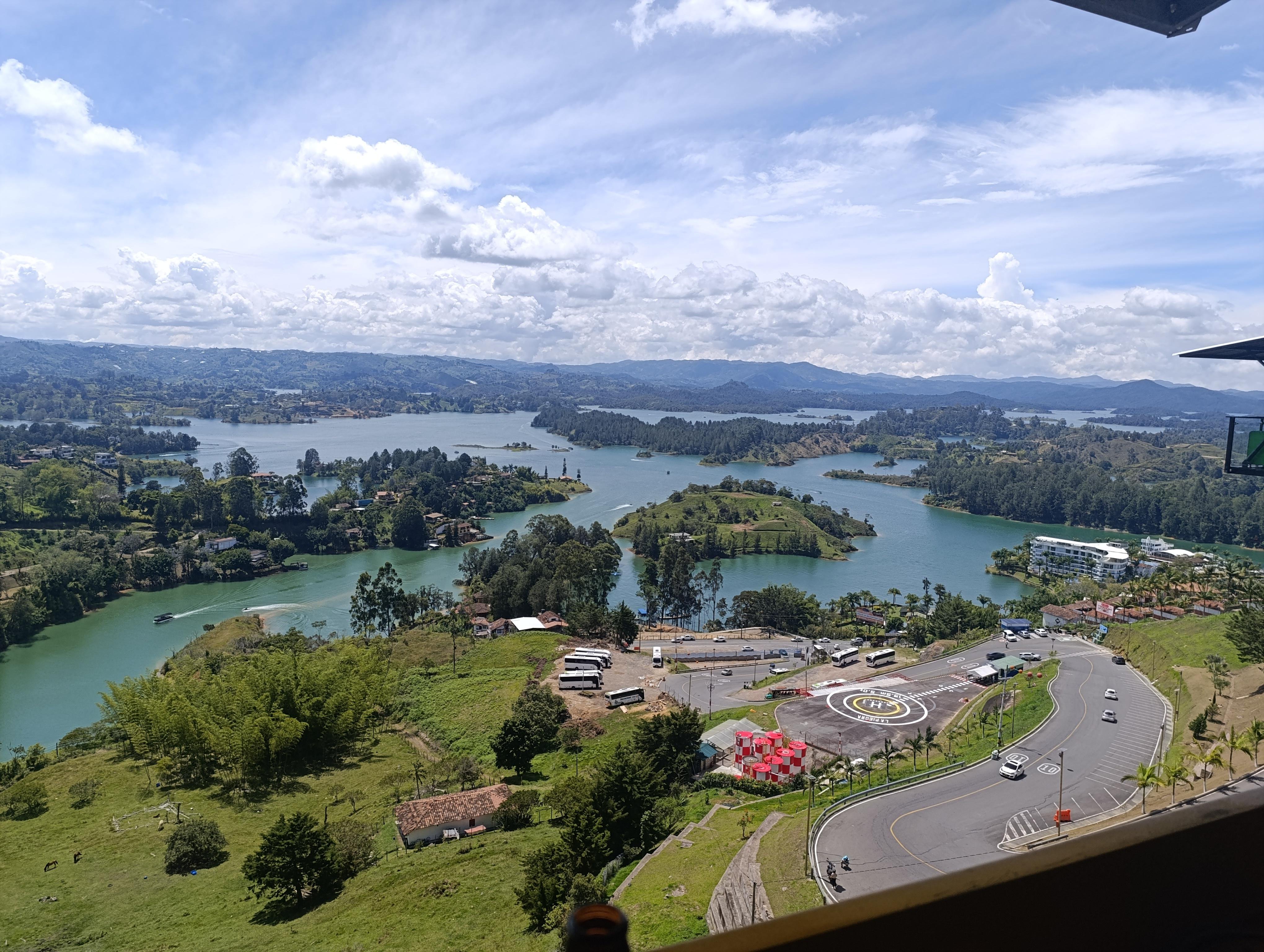 Private Guatapé & El Peñol Rock Day Tour from Medellín