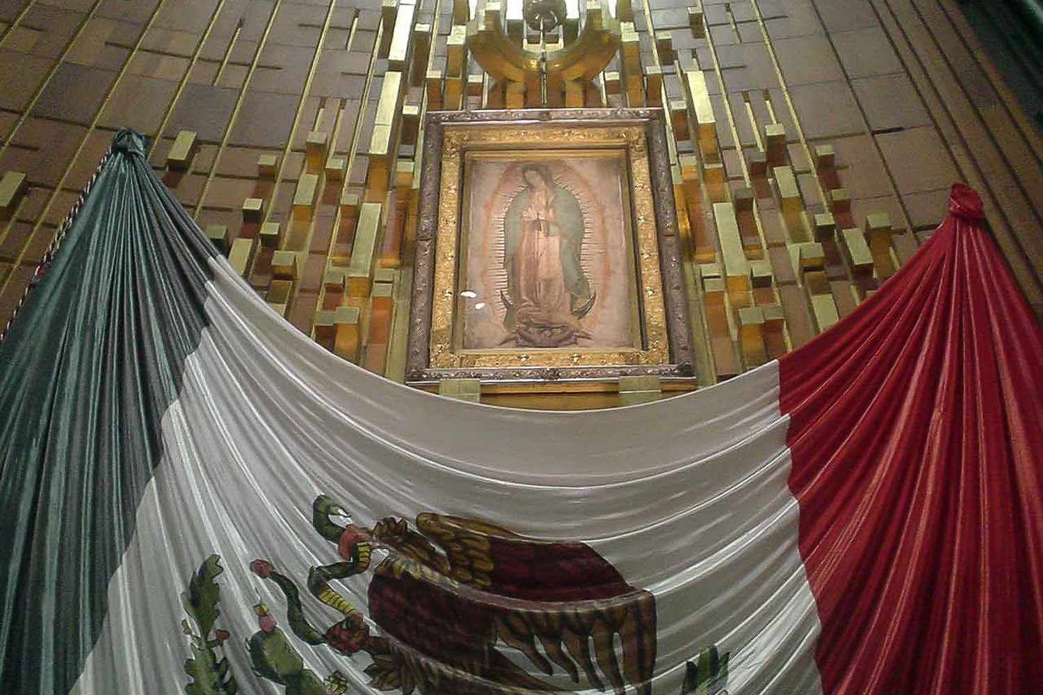 Teotihuacan, Tlatelolco & Guadalupe Shrine Full-Day Tour