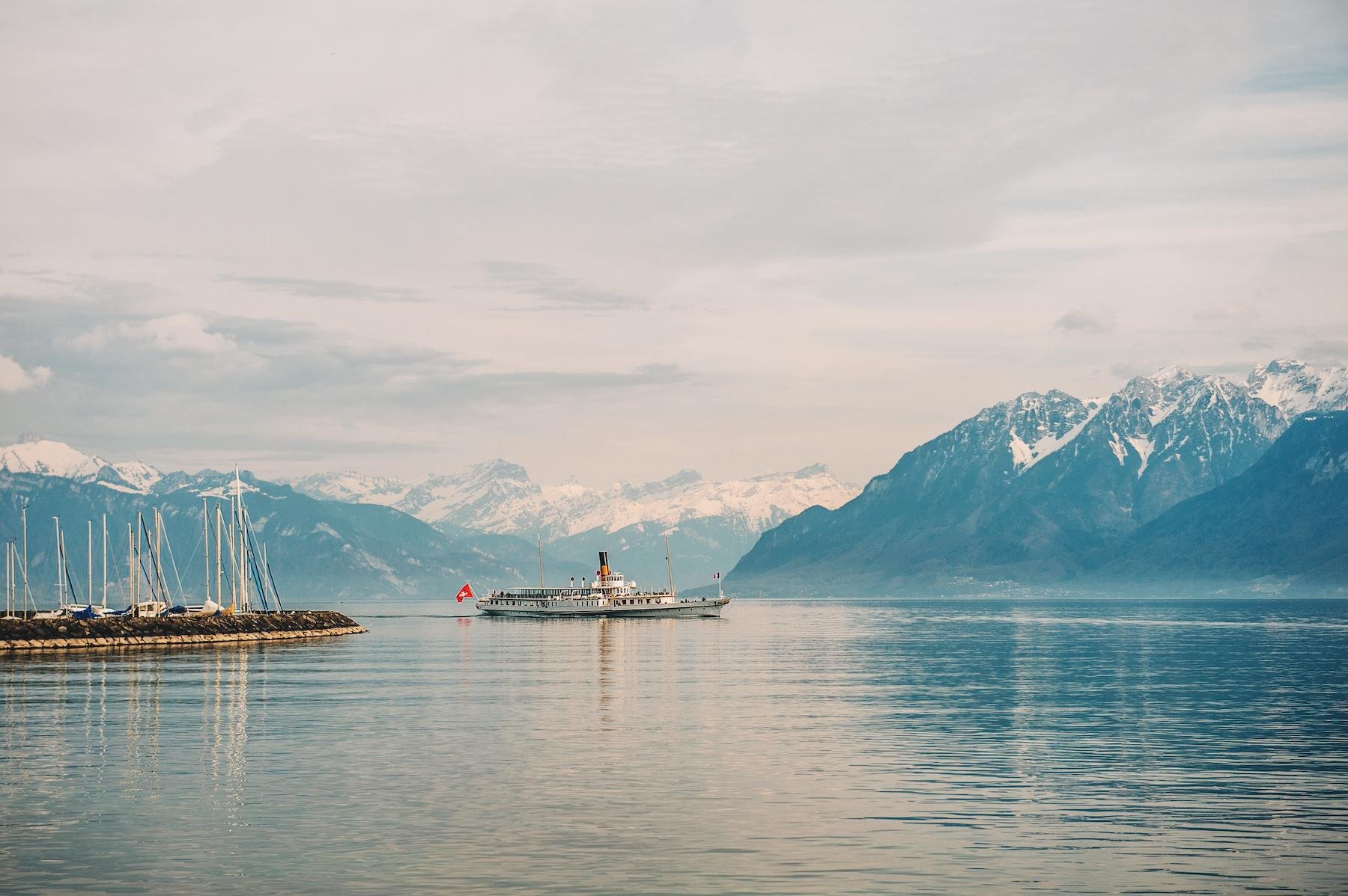 Private Geneva to Lausanne & Gruyères Day Tour