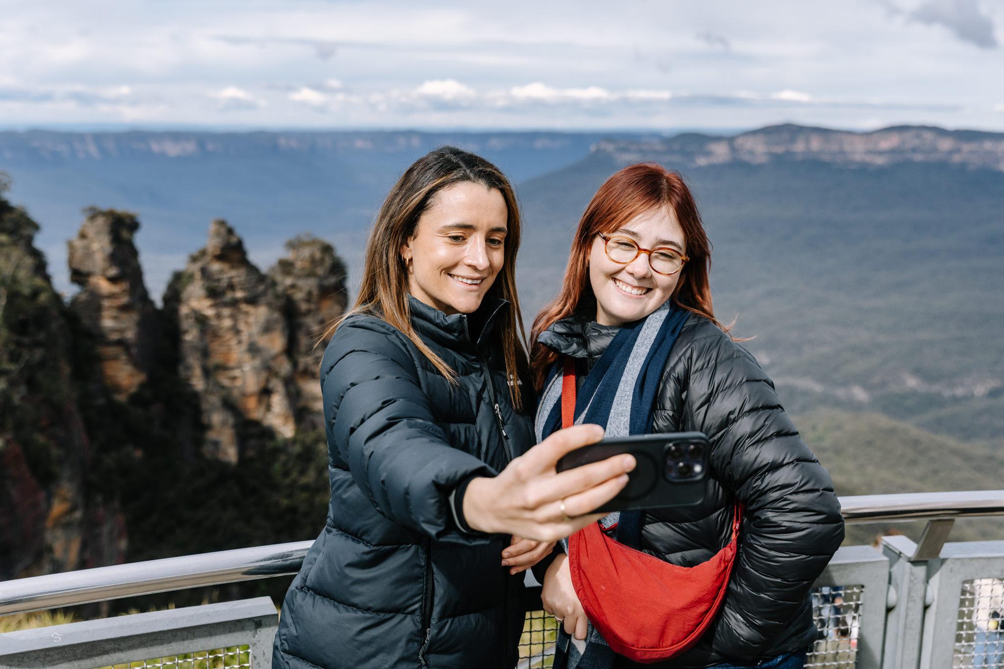 Blue Mountains Wildlife & Waterfalls Small Group Adventure