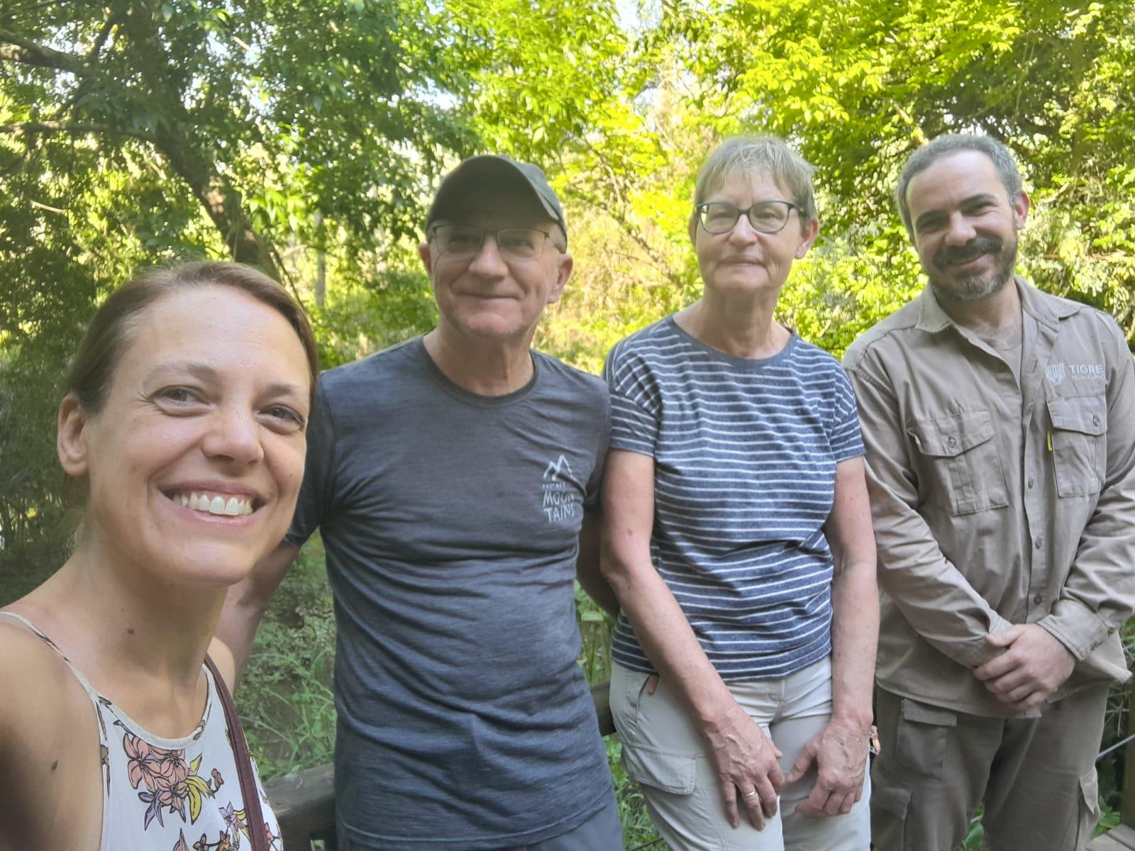Tigre Delta Boat Tour with Island Walking Experience